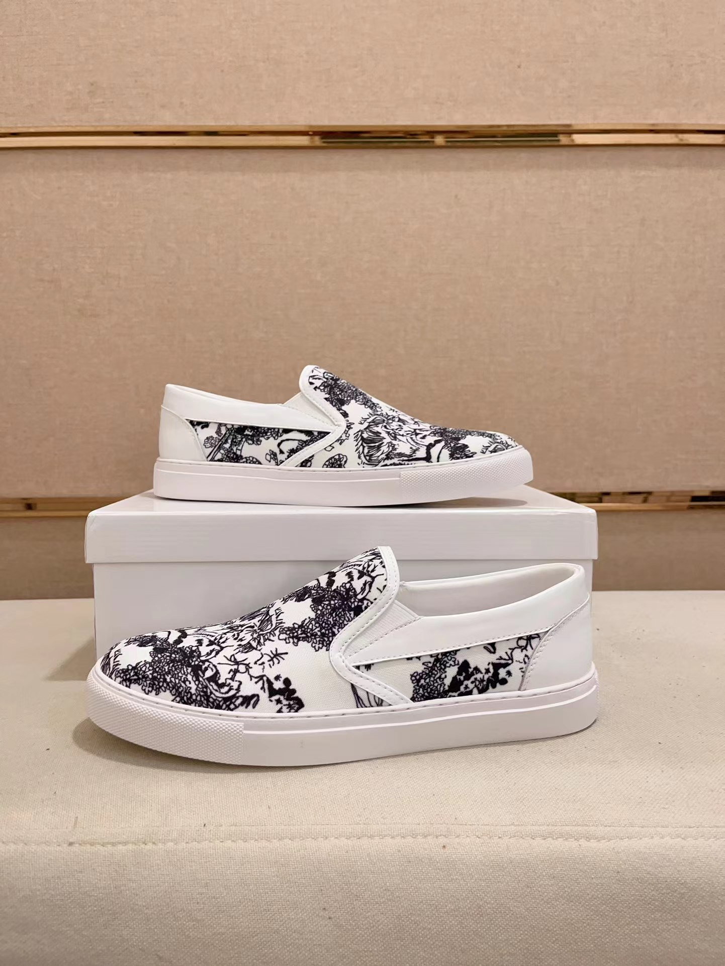 Dior shoes