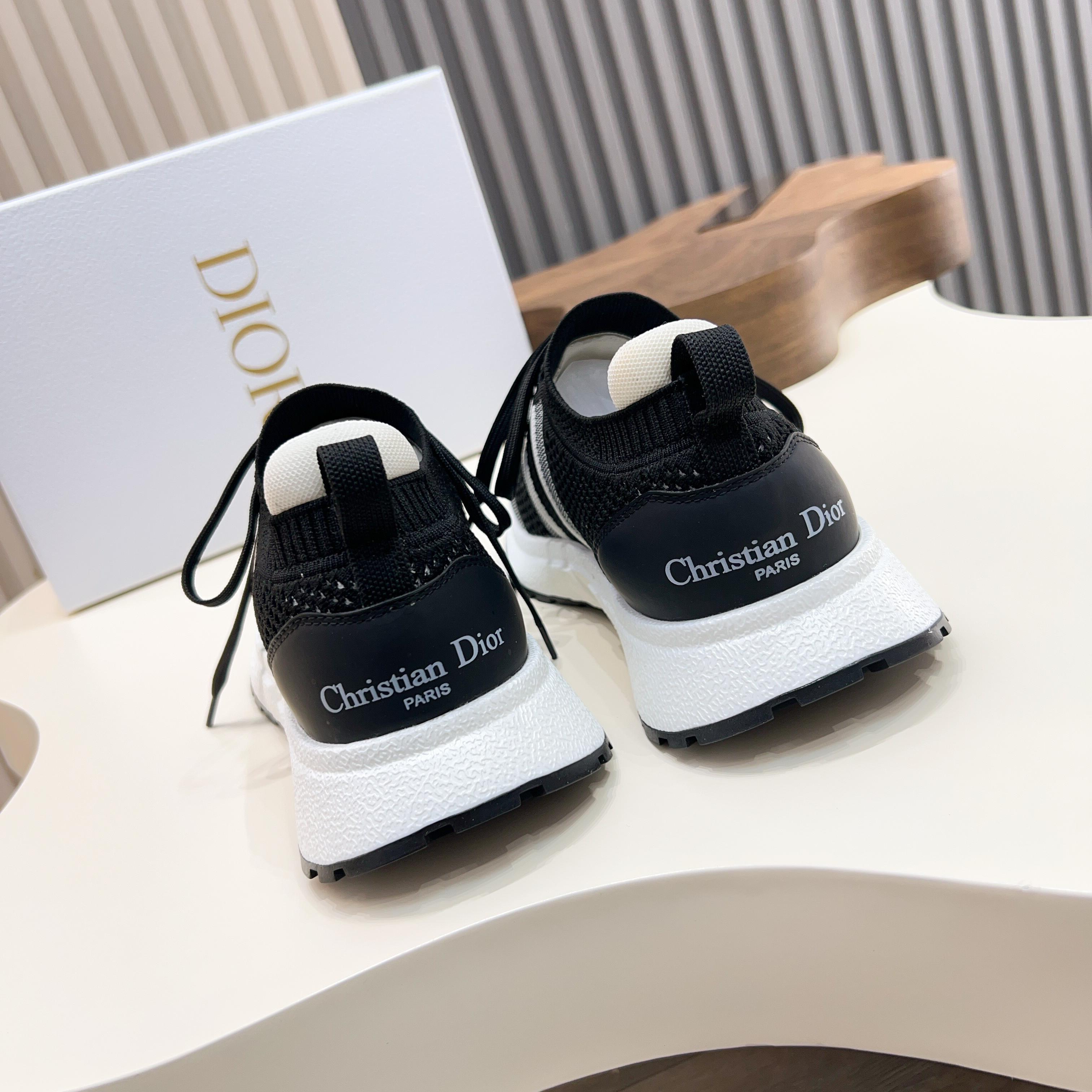 Dior shoes