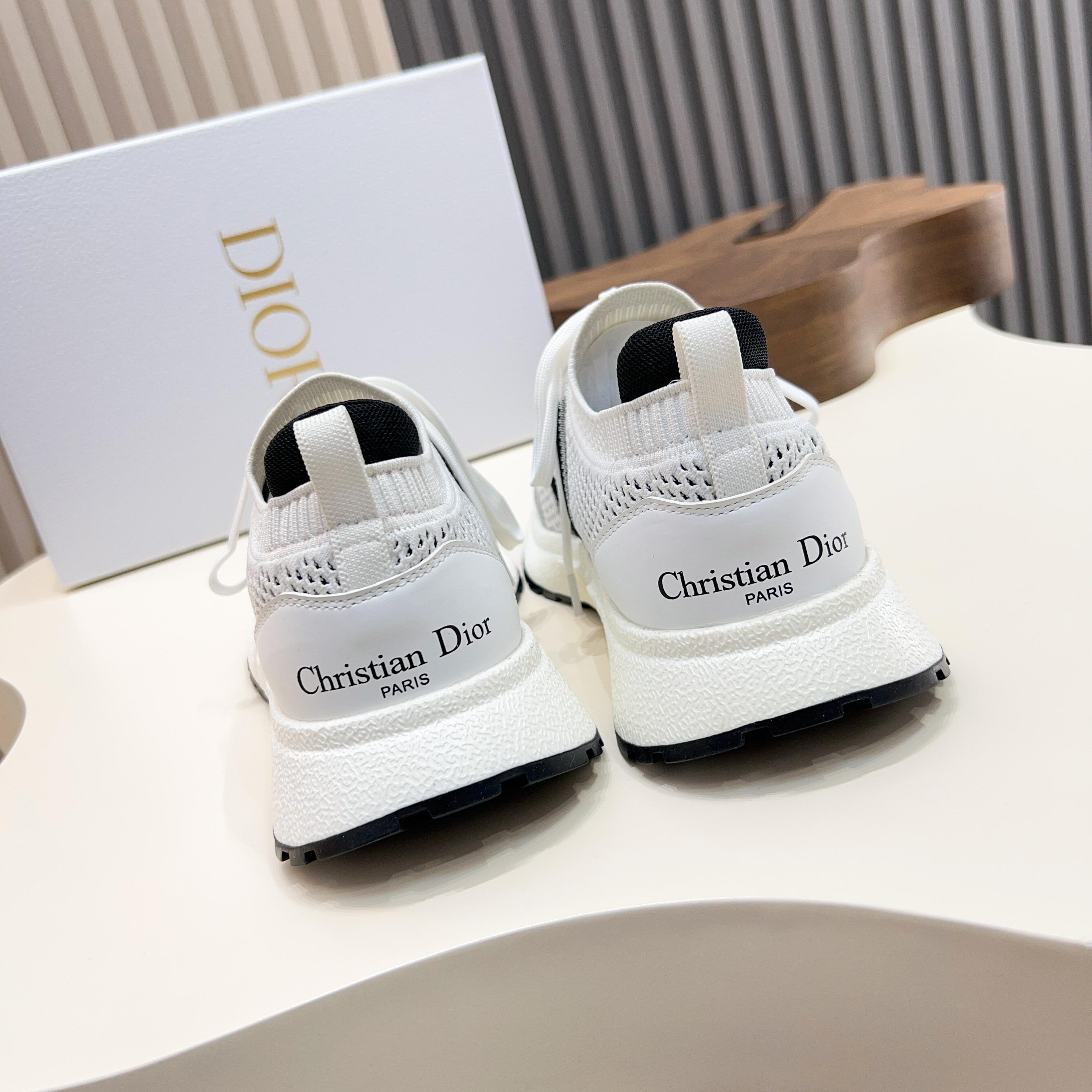Dior shoes