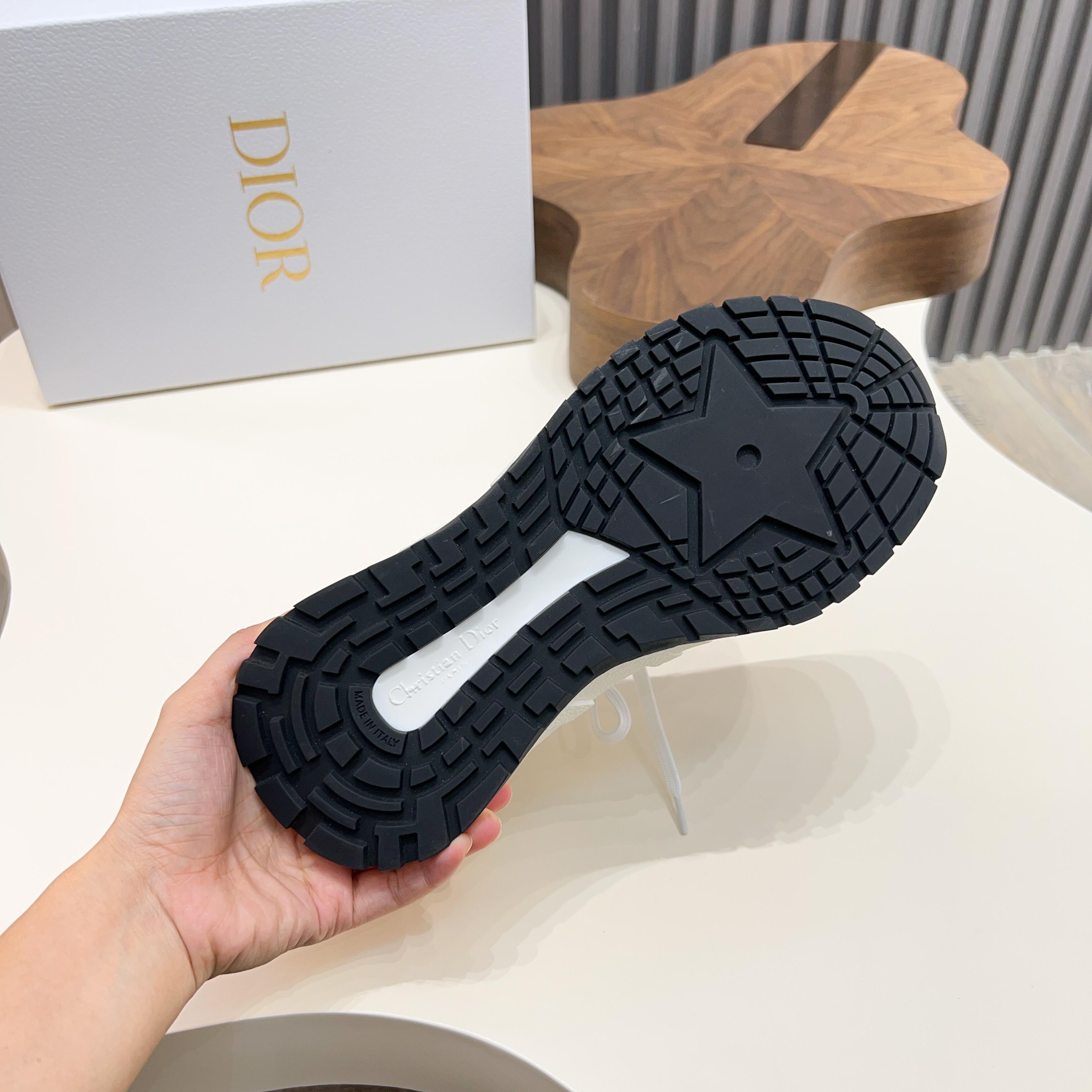 Dior shoes