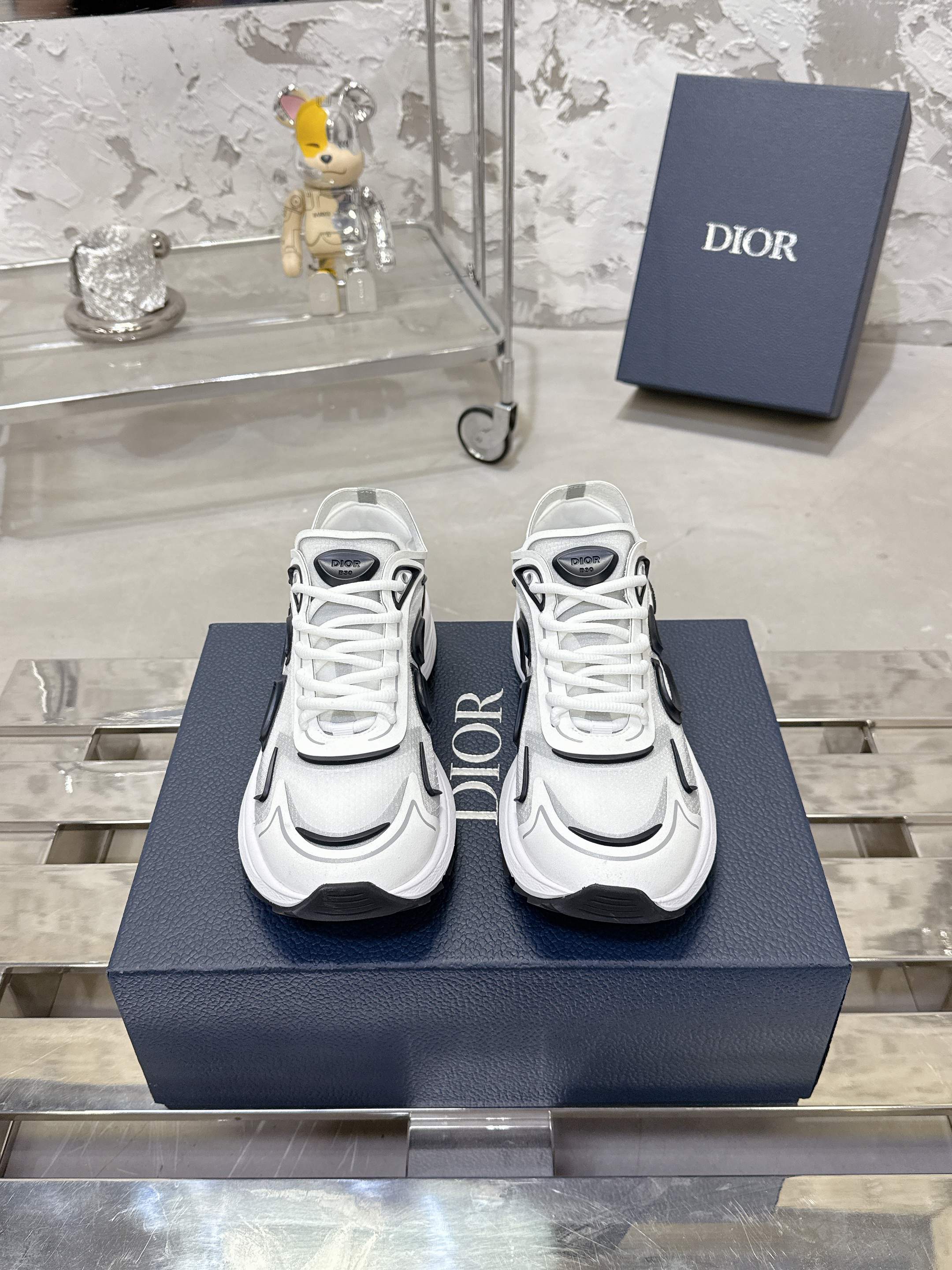 Dior shoes