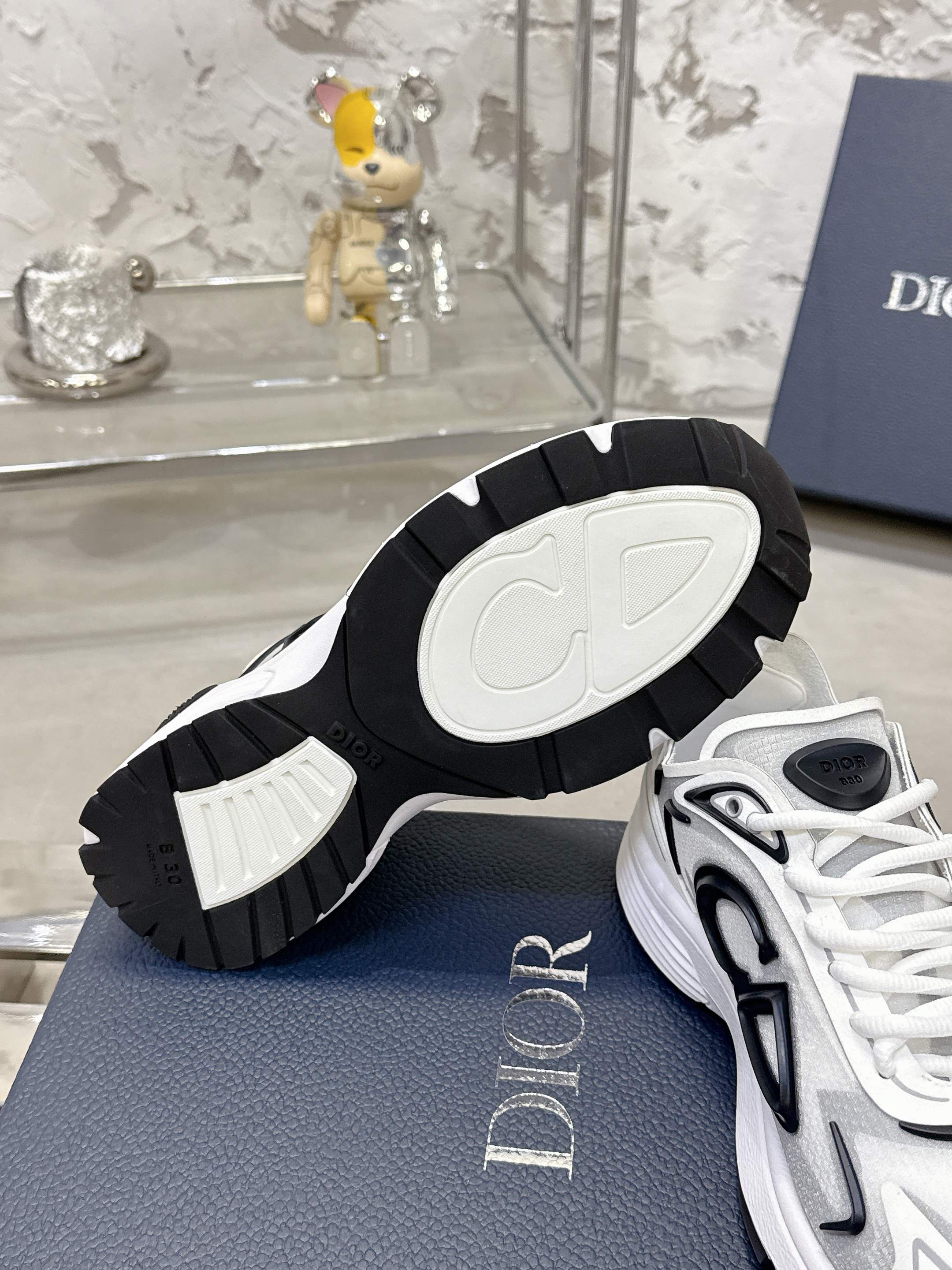 Dior shoes