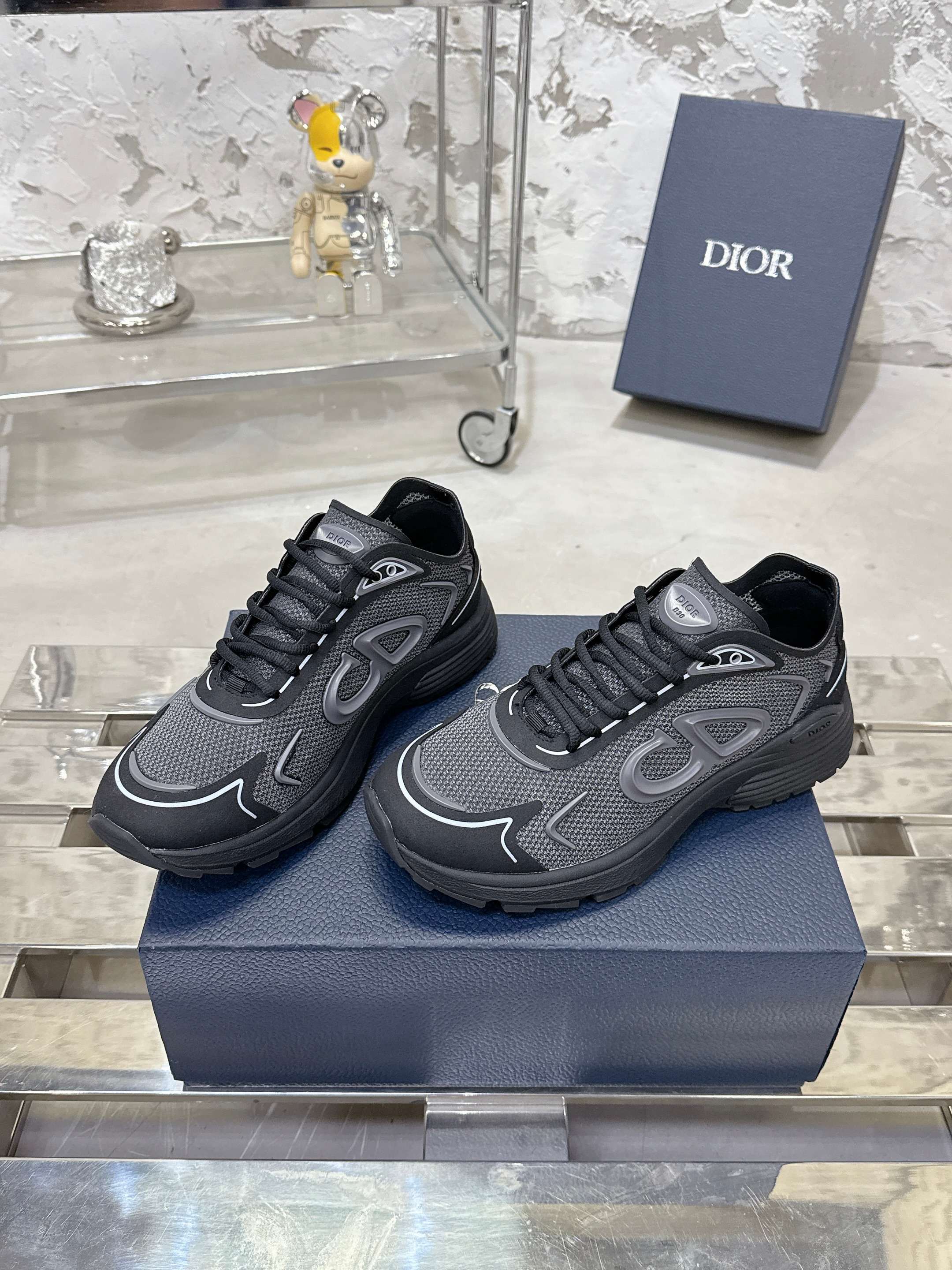 Dior shoes
