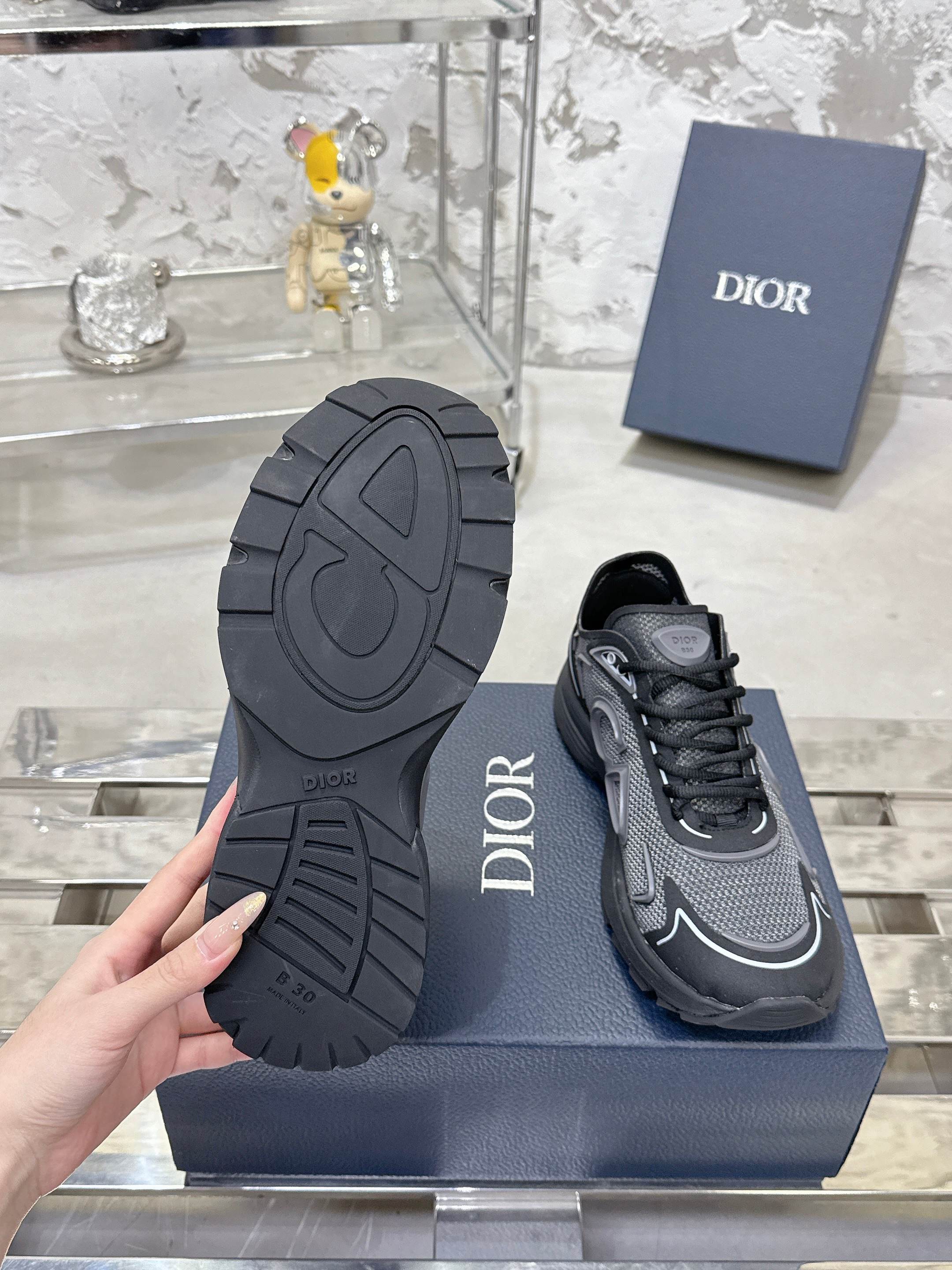 Dior shoes