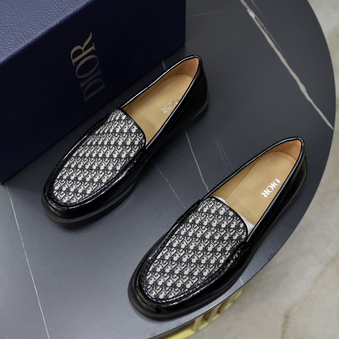 Dior shoes