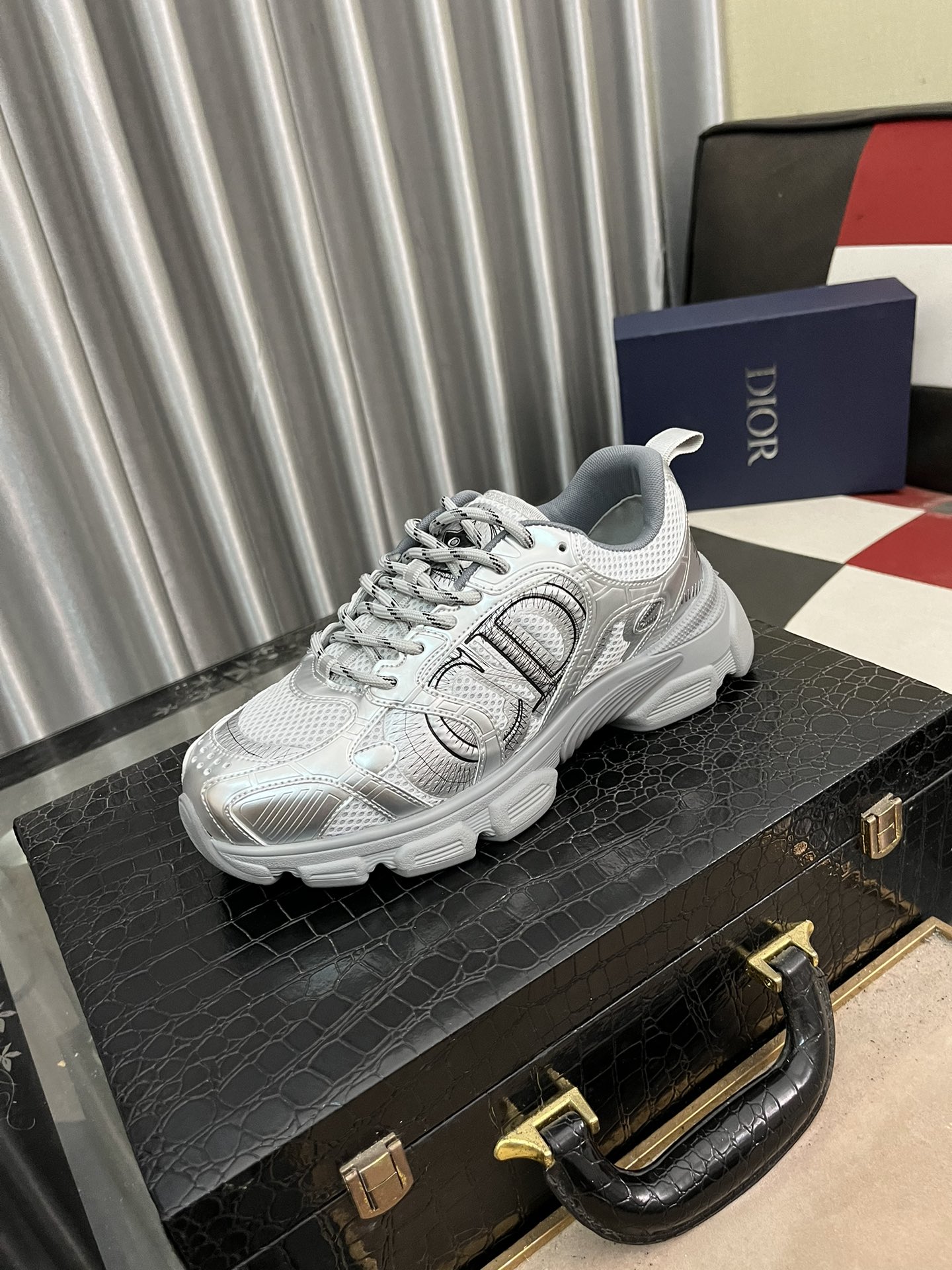 Dior shoes