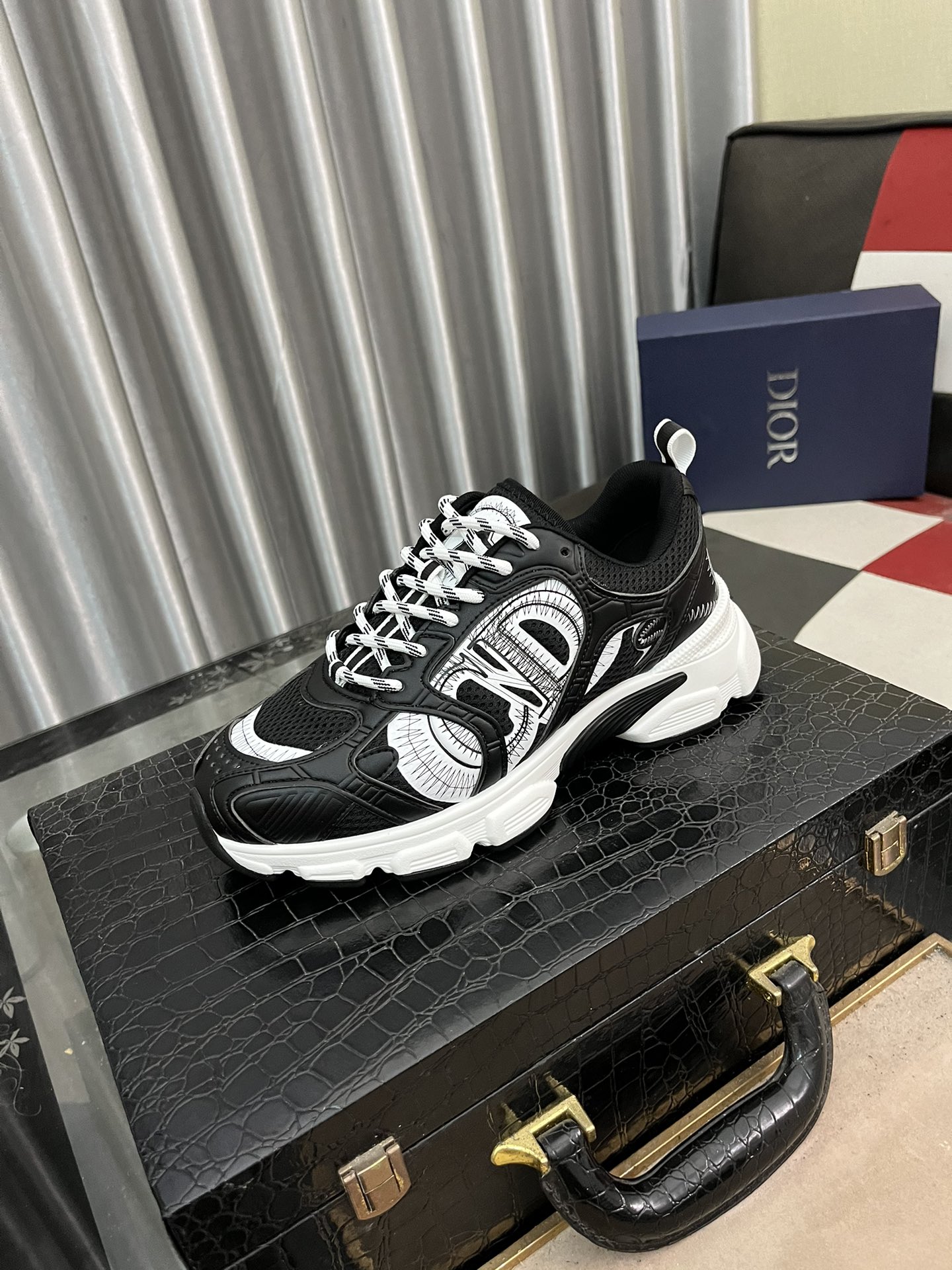 Dior shoes