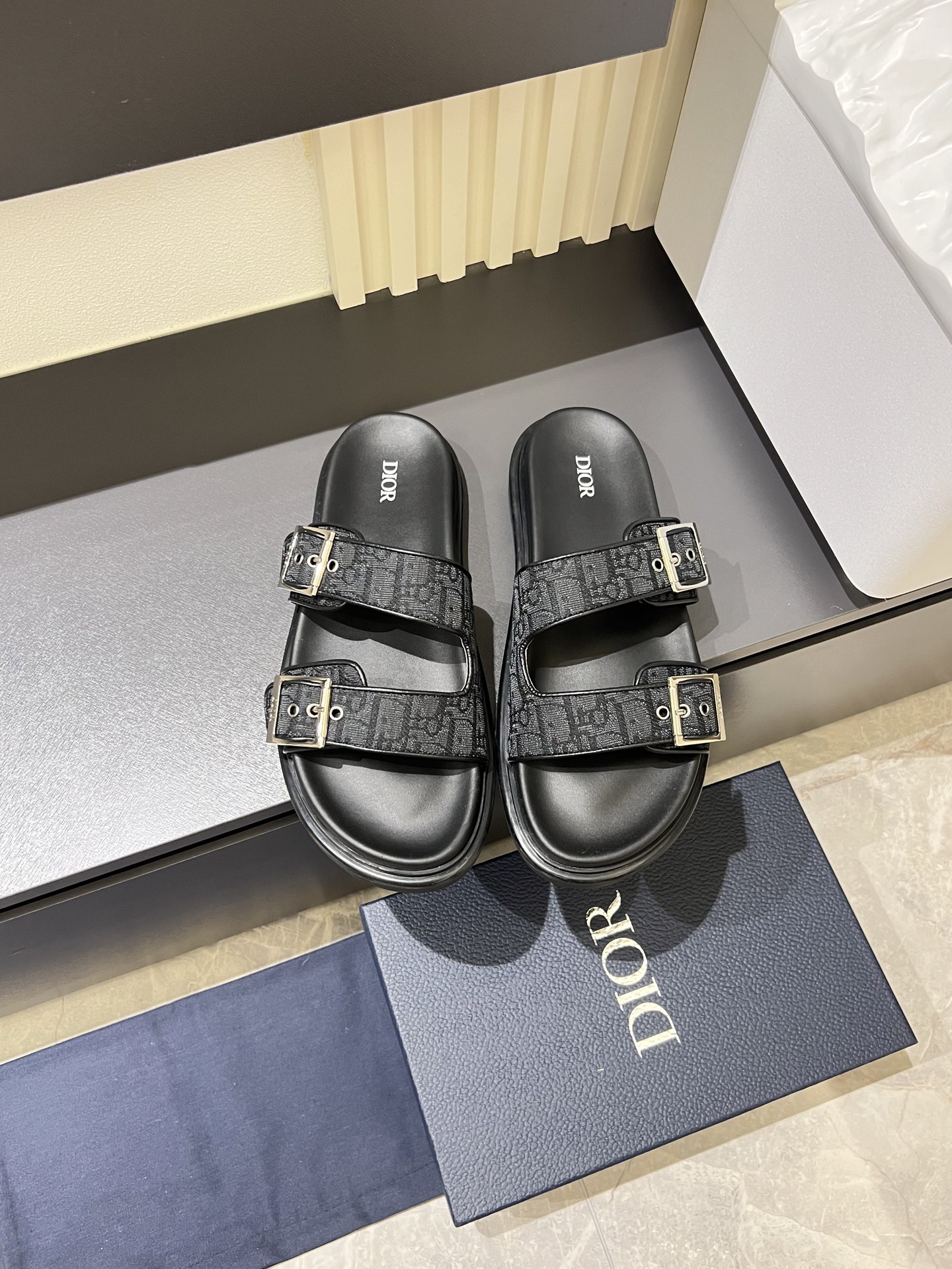 Dior shoes