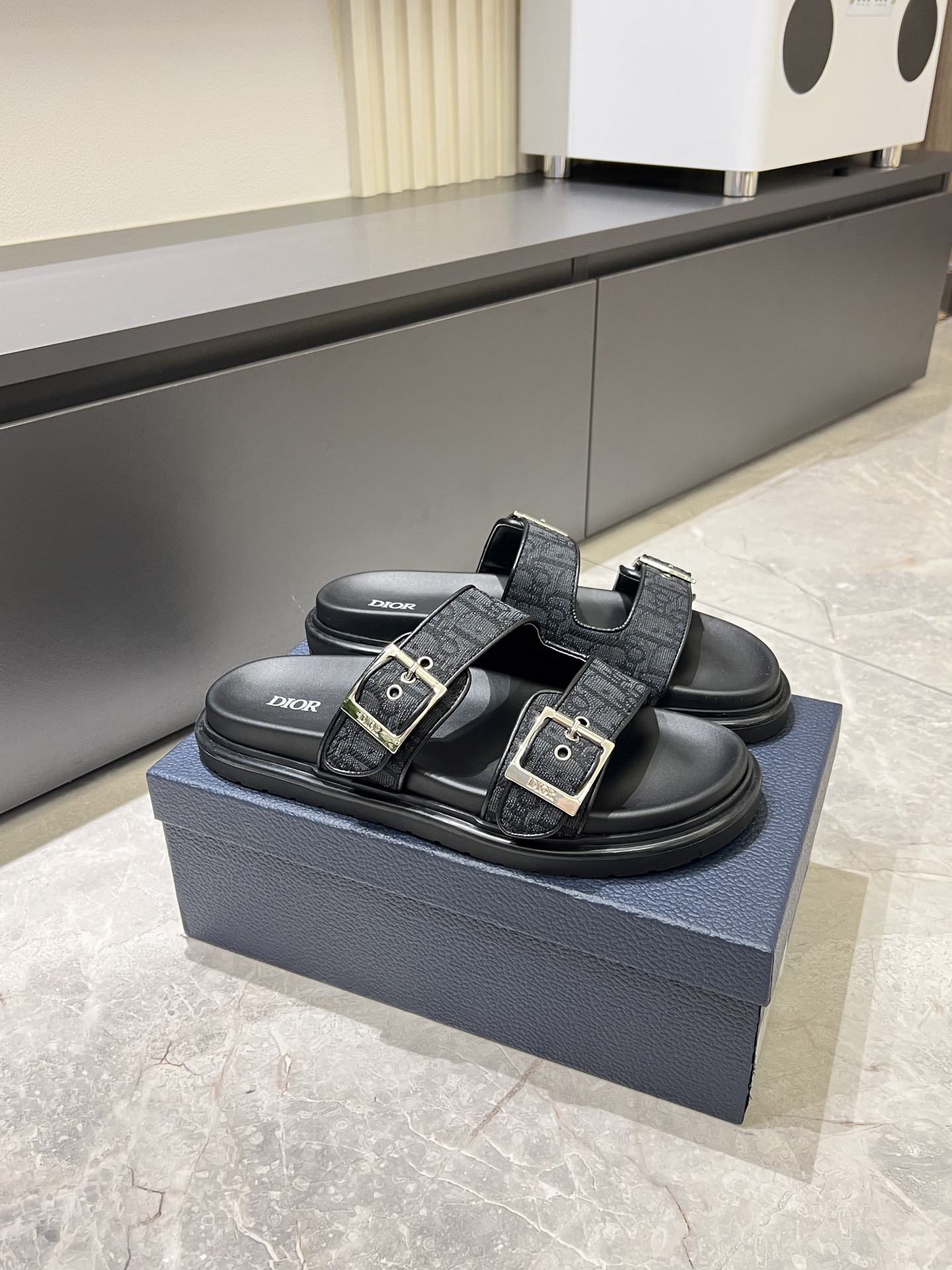 Dior shoes