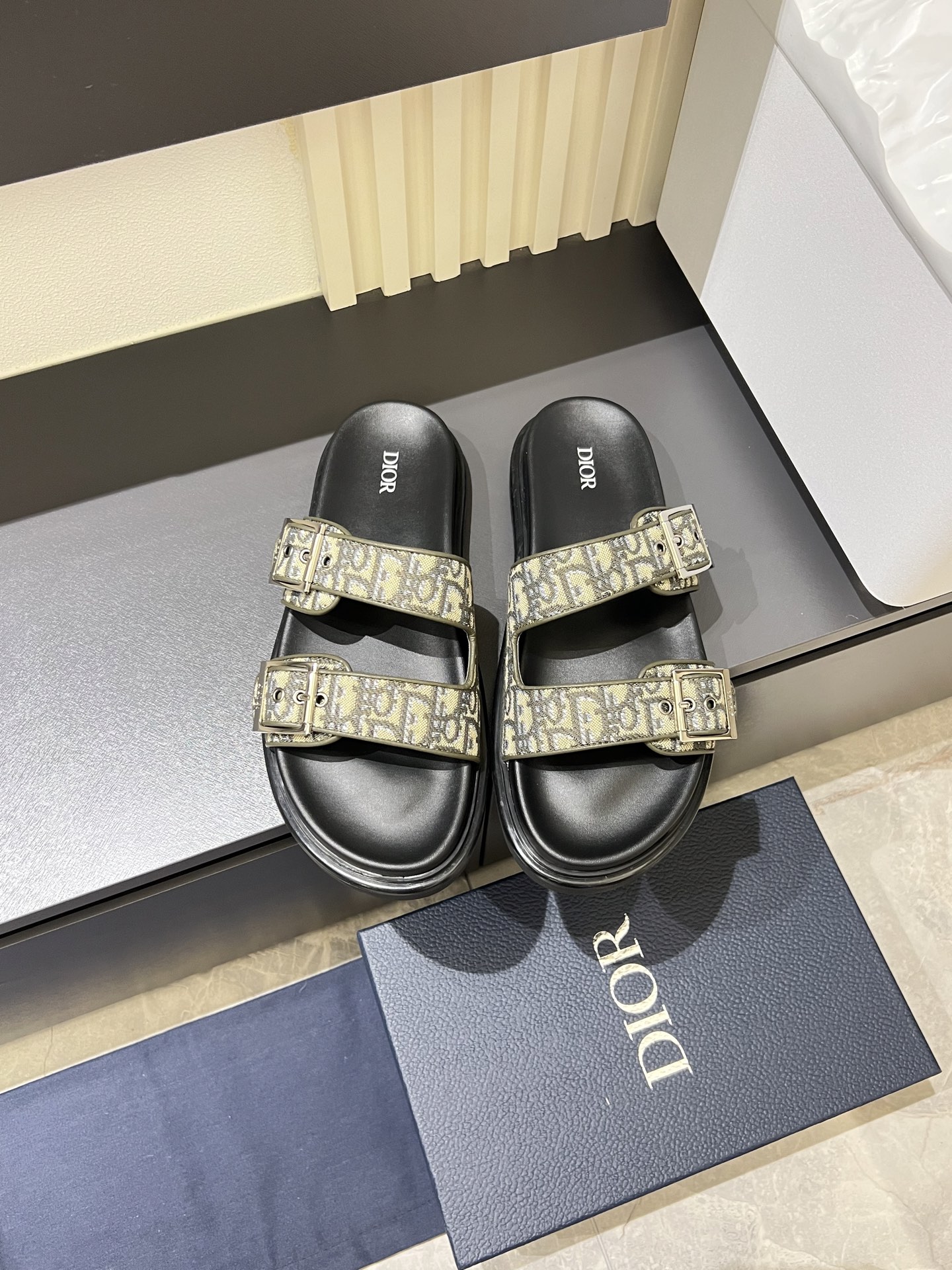 Dior shoes