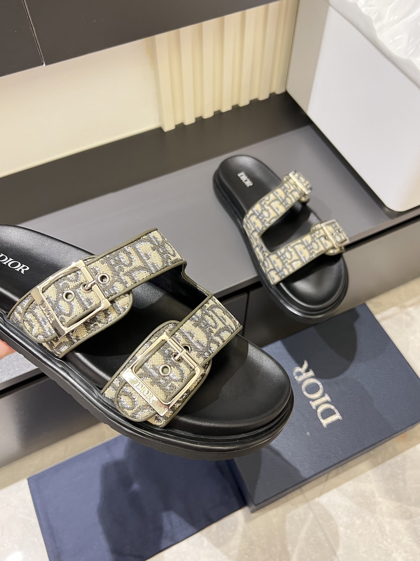 Dior shoes
