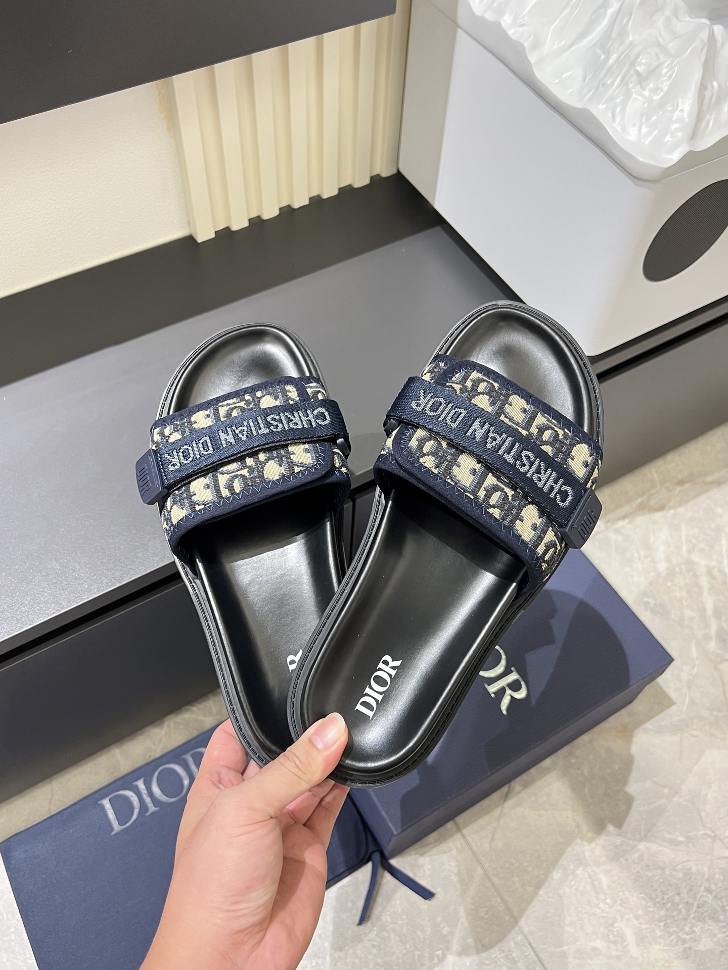 Dior shoes