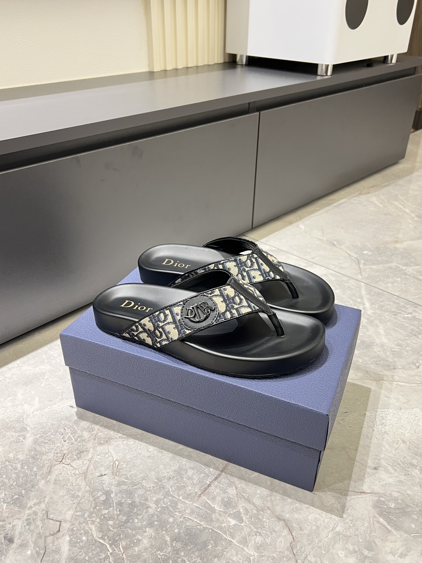 Dior shoes