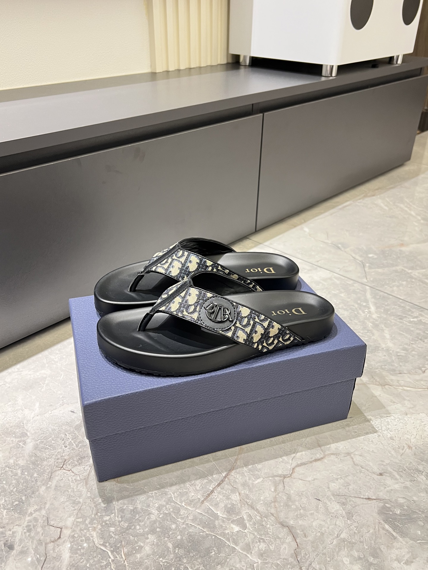 Dior shoes
