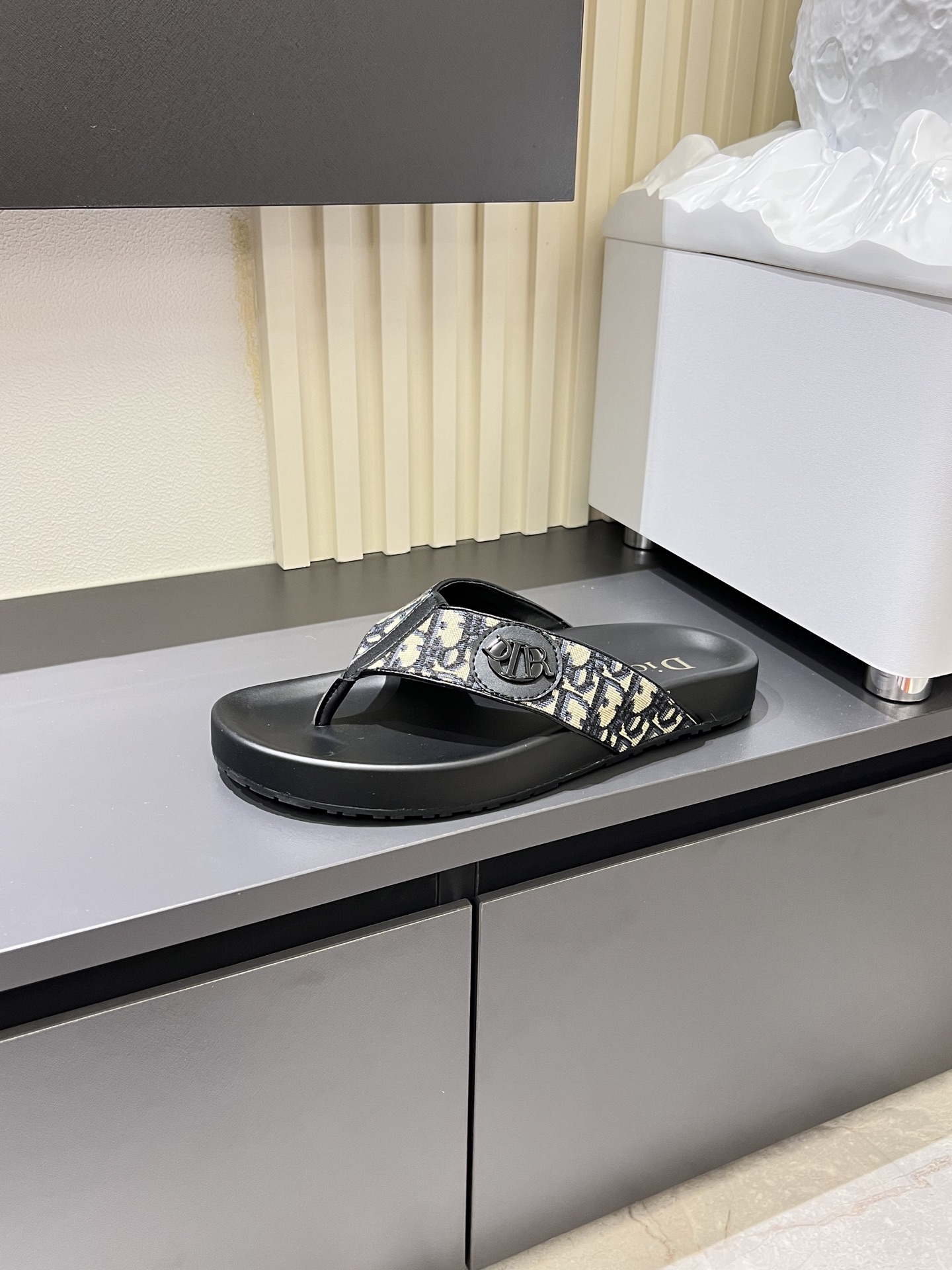 Dior shoes