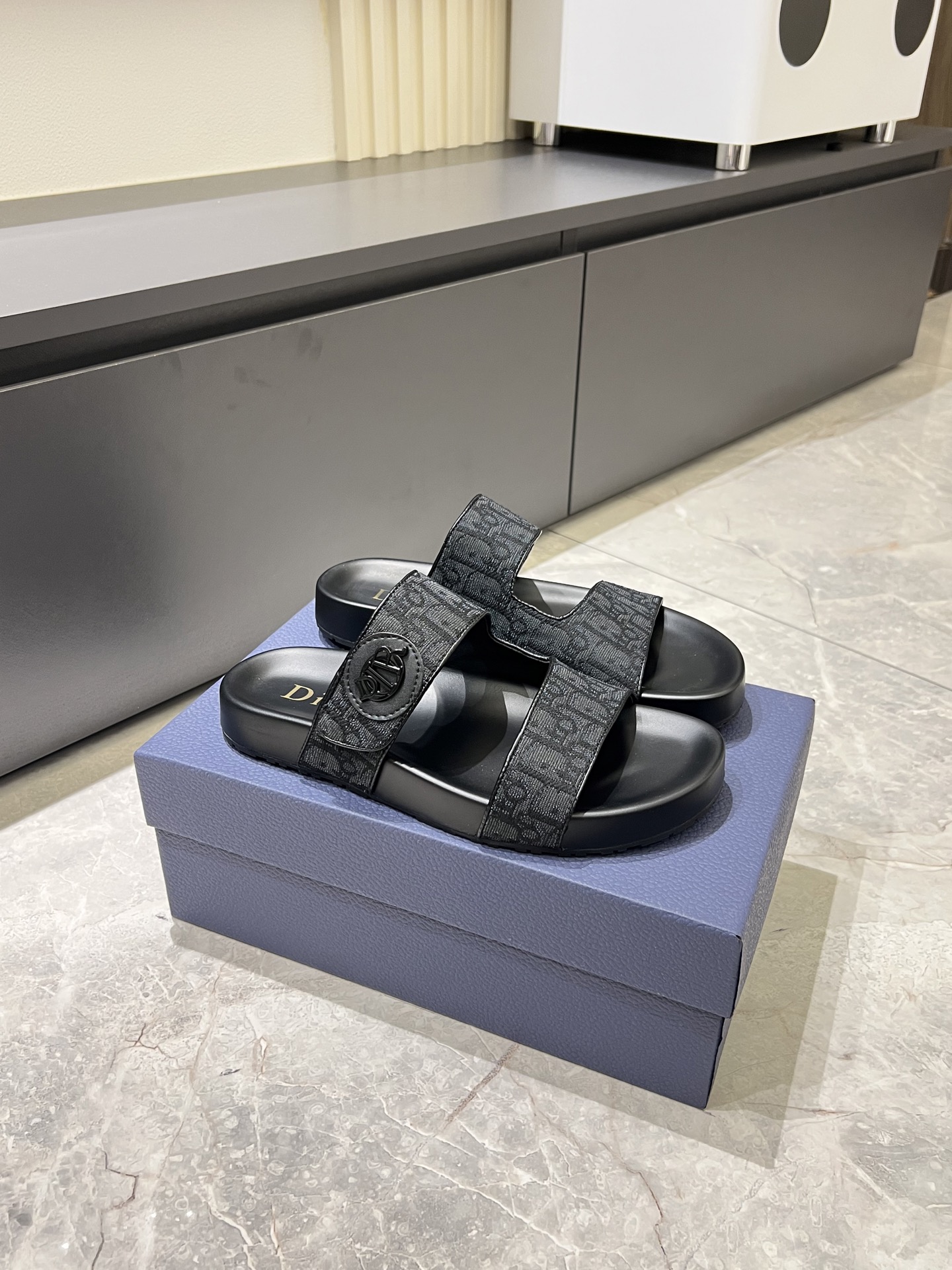 Dior shoes