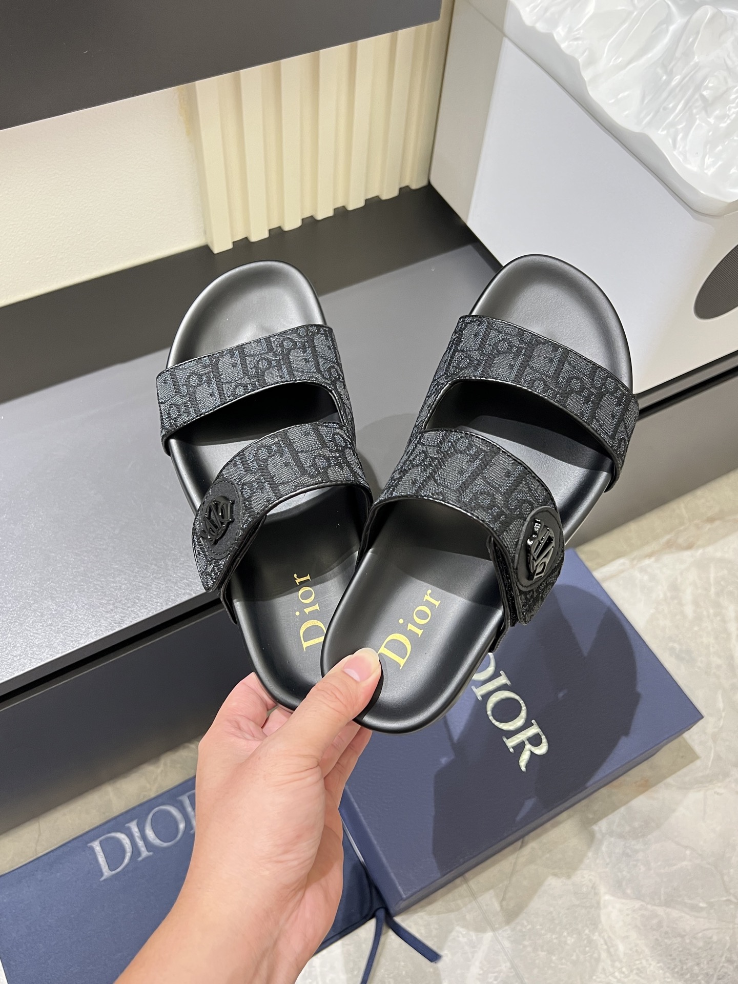 Dior shoes