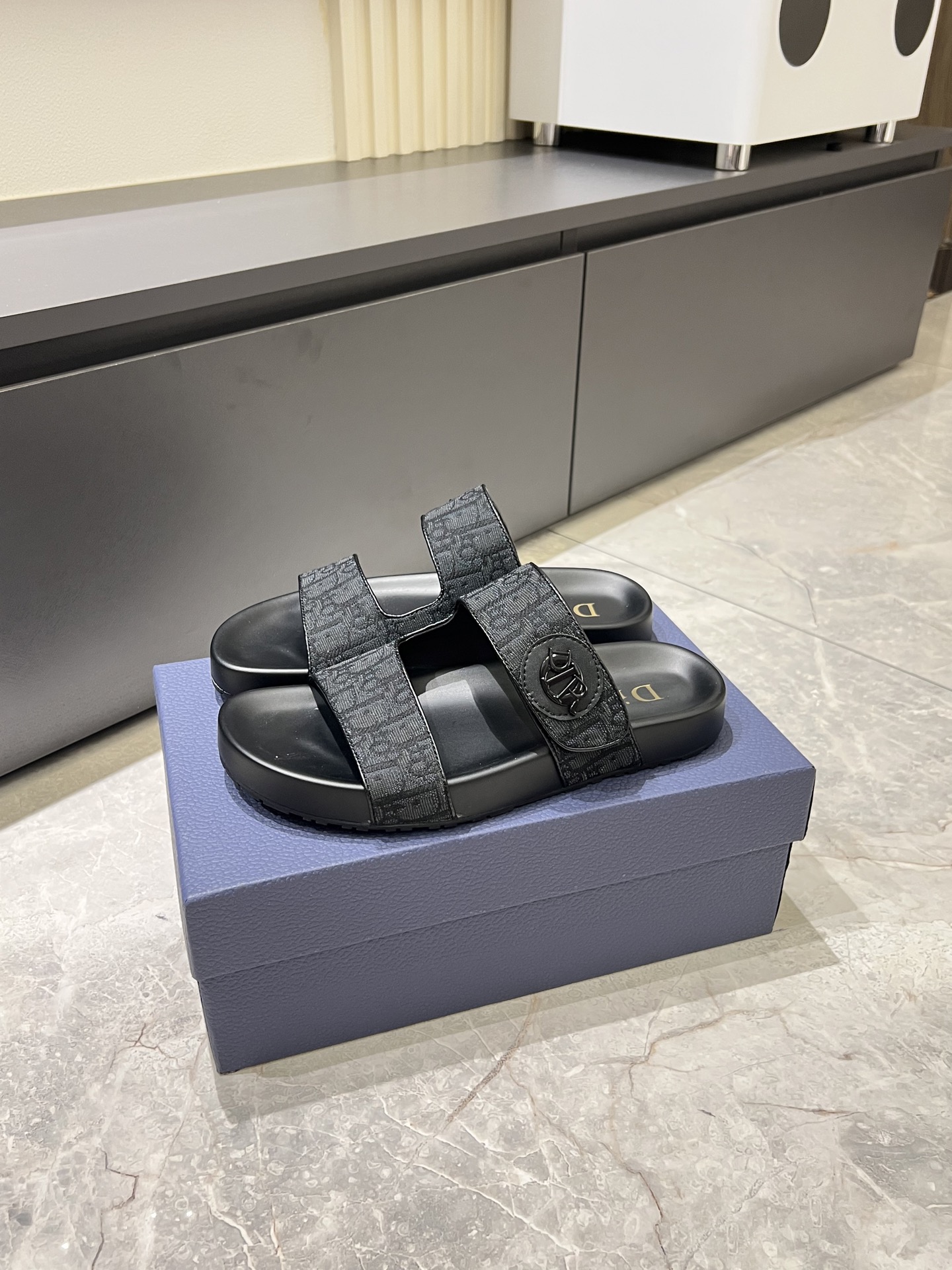 Dior shoes