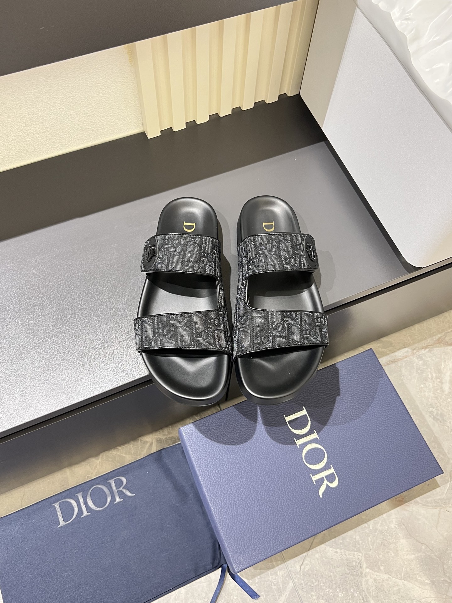 Dior shoes