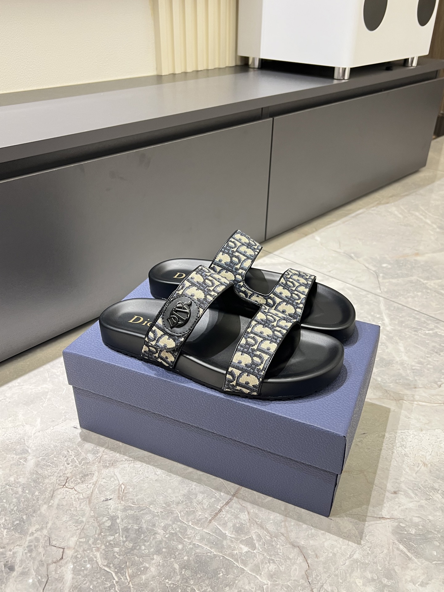 Dior shoes