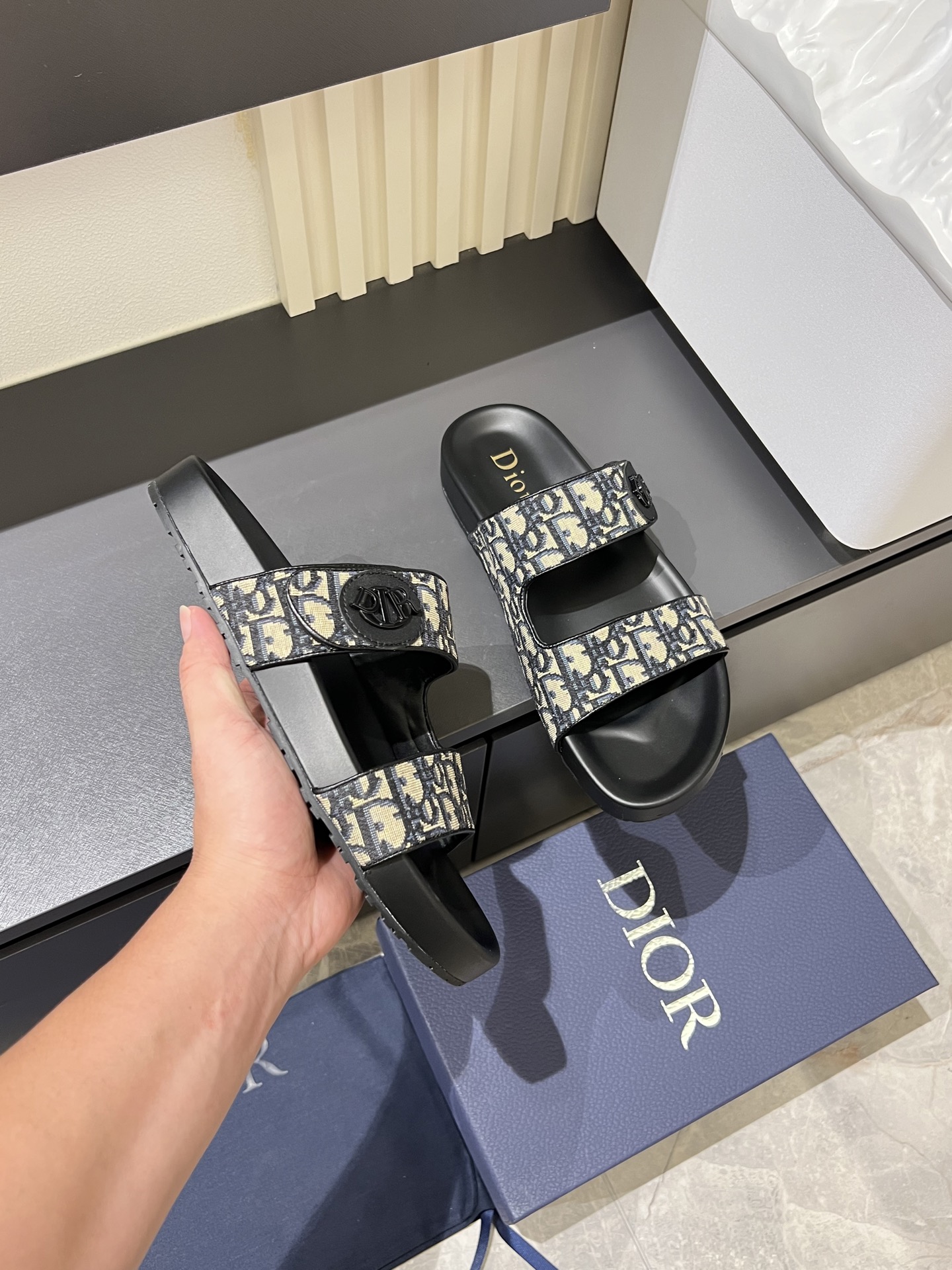 Dior shoes
