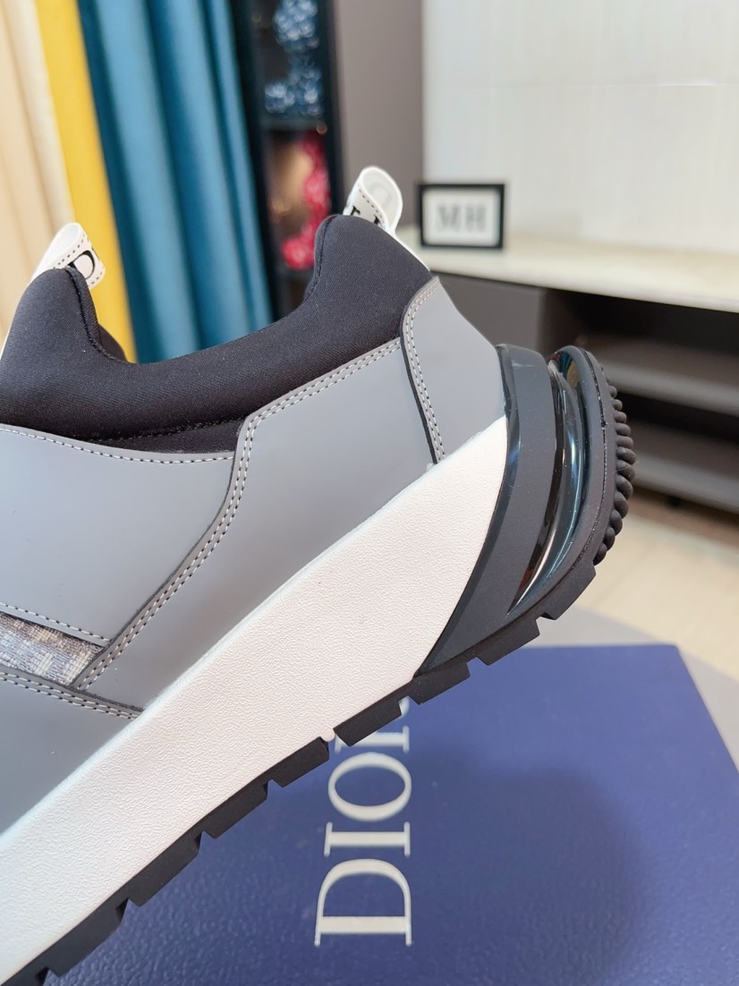 Dior shoes