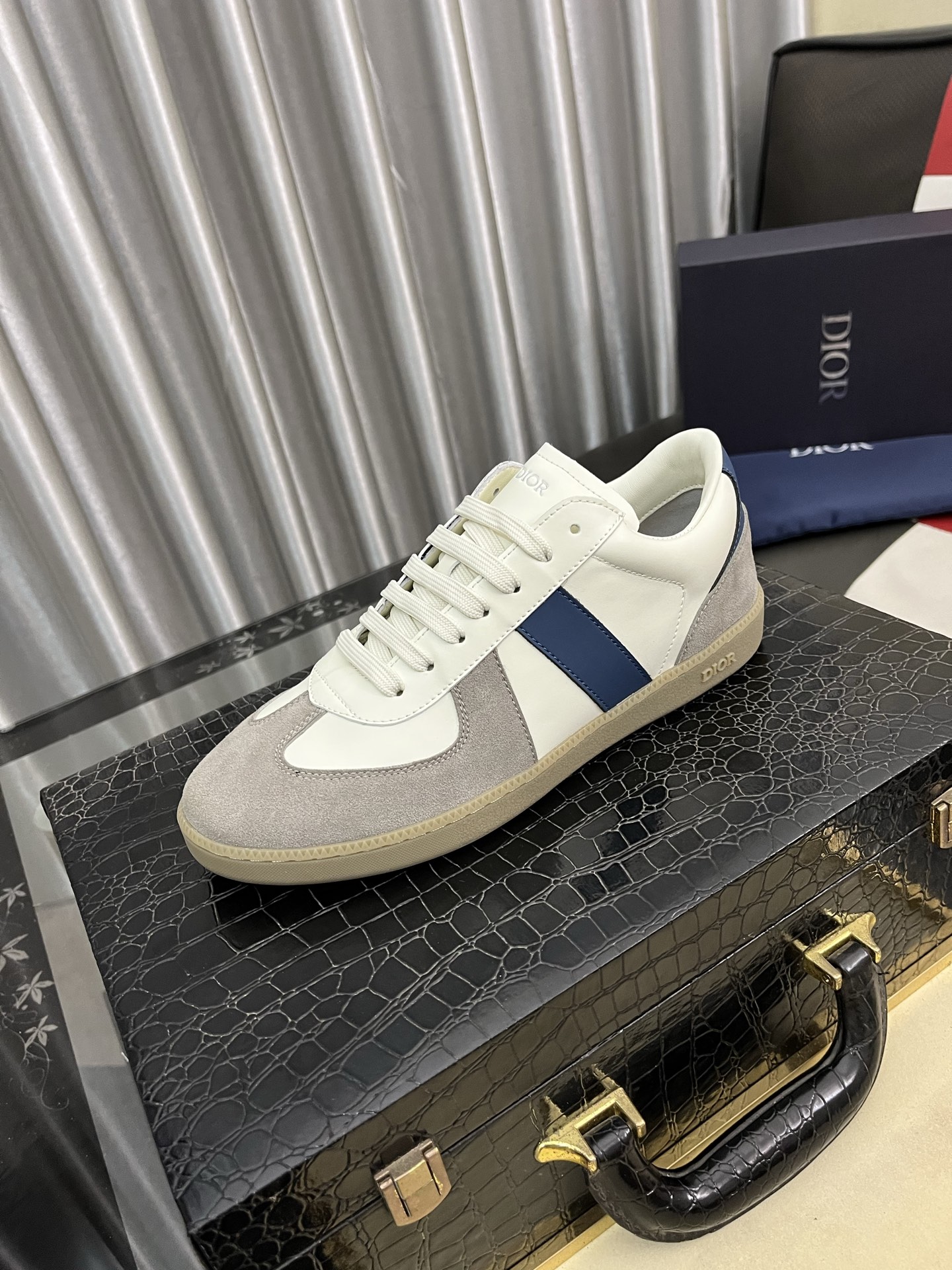 Dior shoes