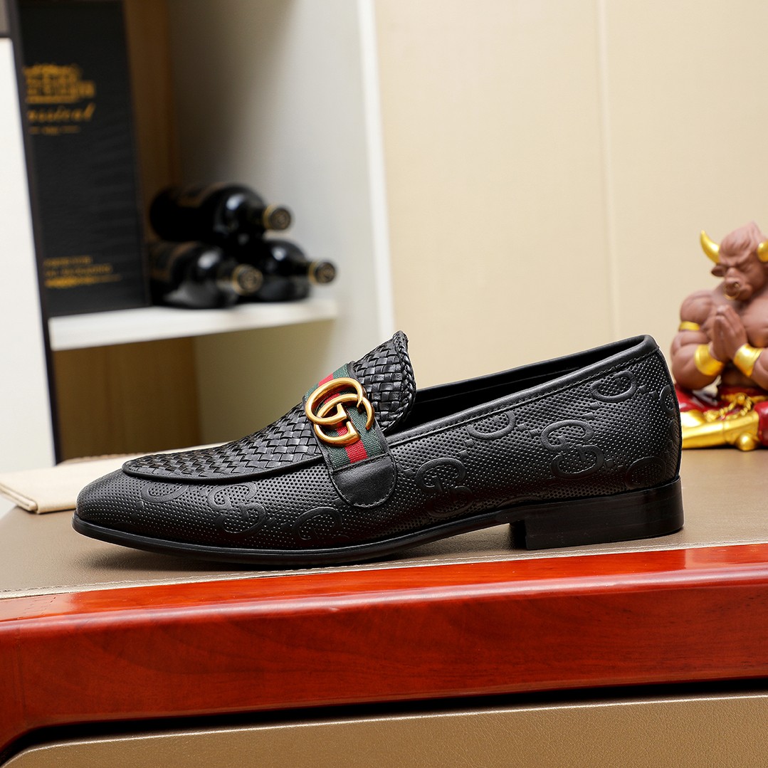 Gucci shoes