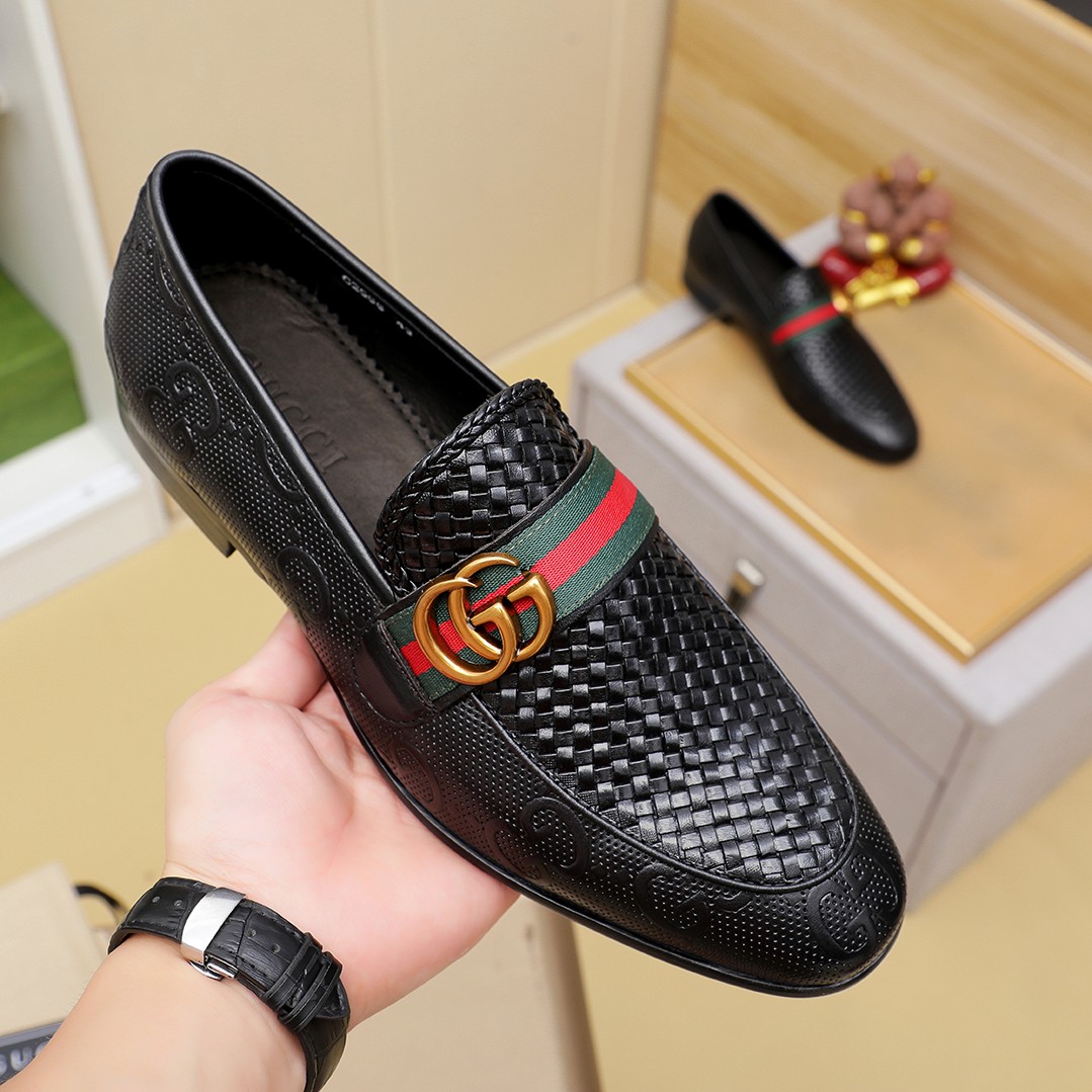 Gucci shoes