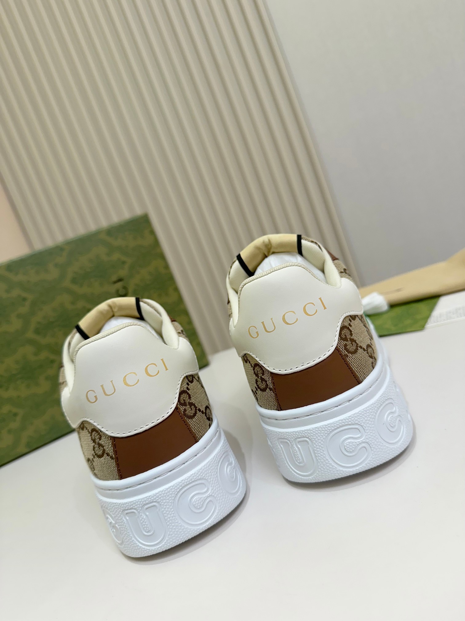 Gucci shoes