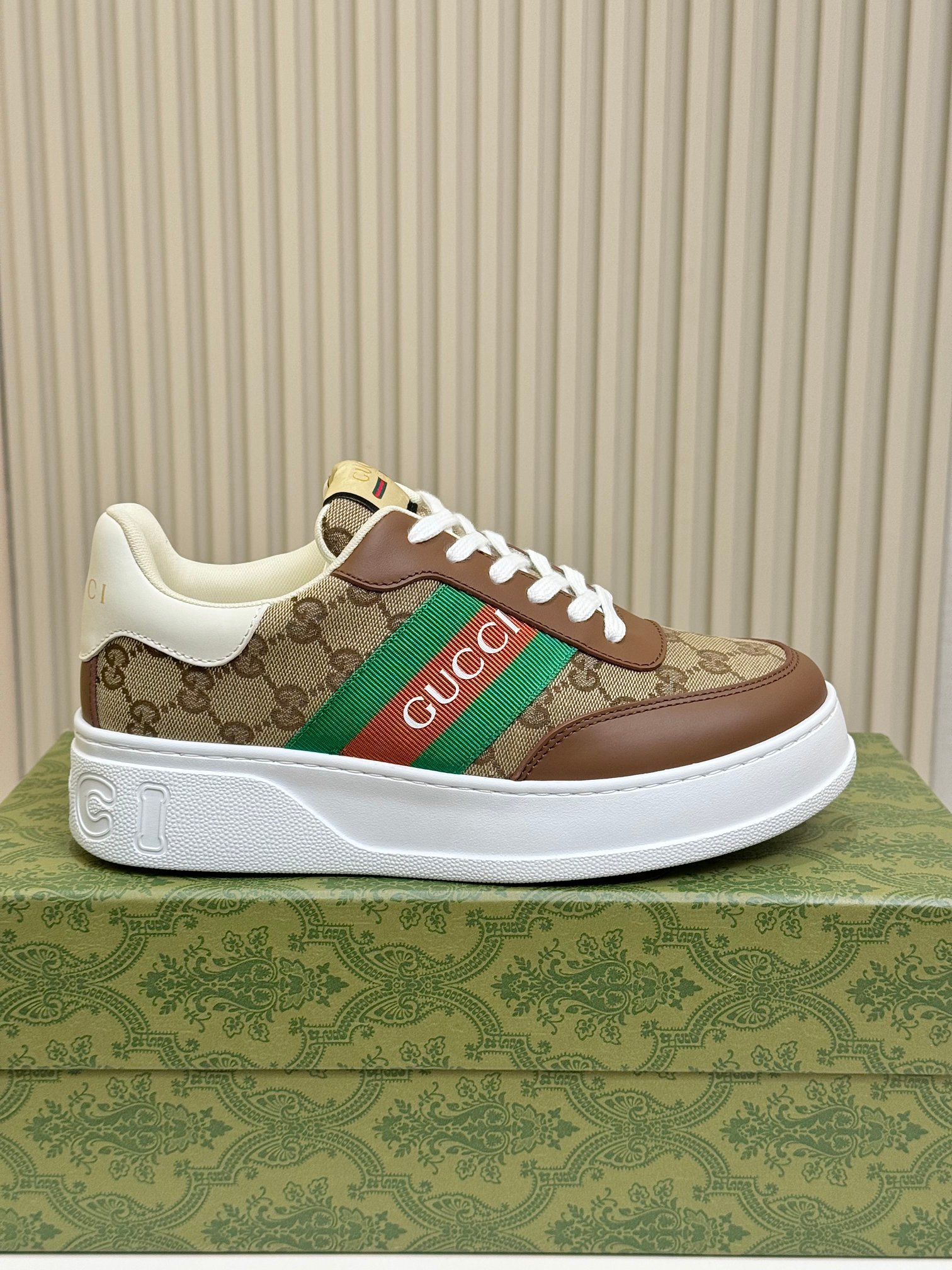 Gucci shoes