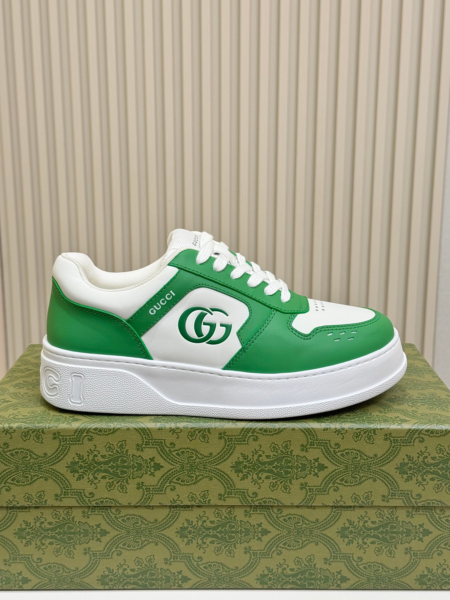 Gucci shoes