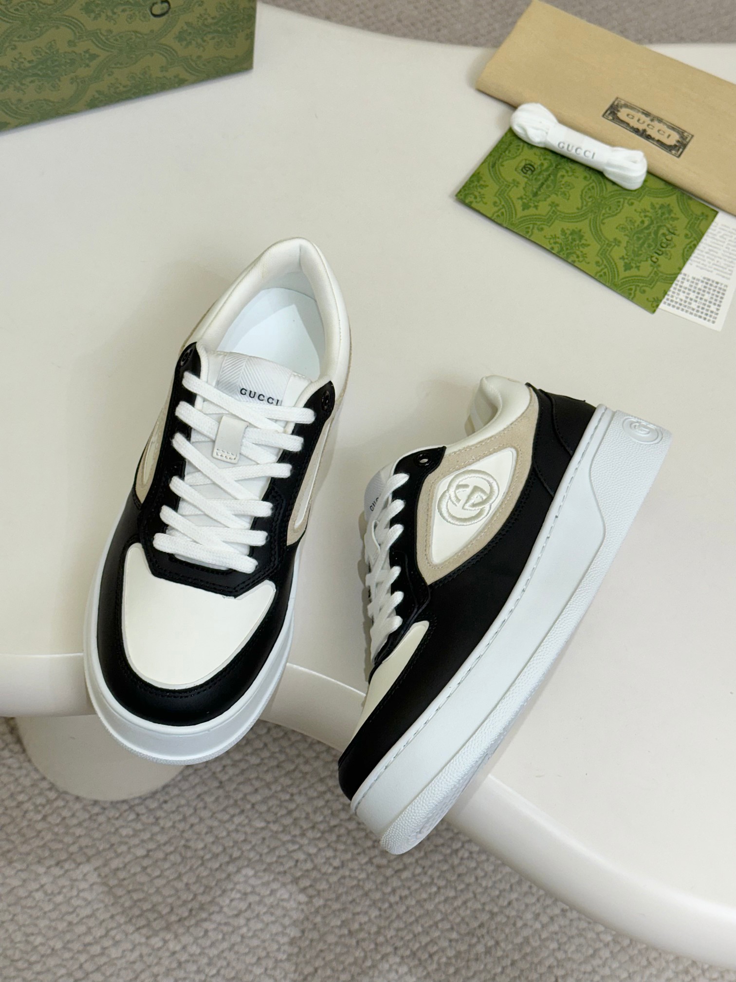 Gucci shoes