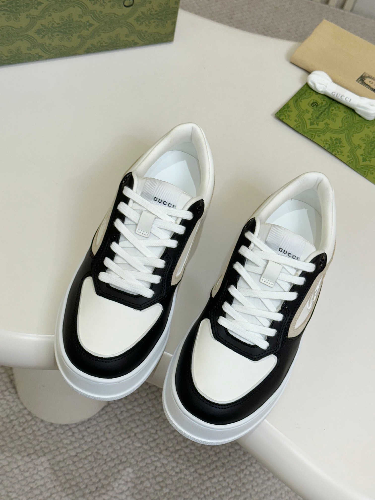 Gucci shoes