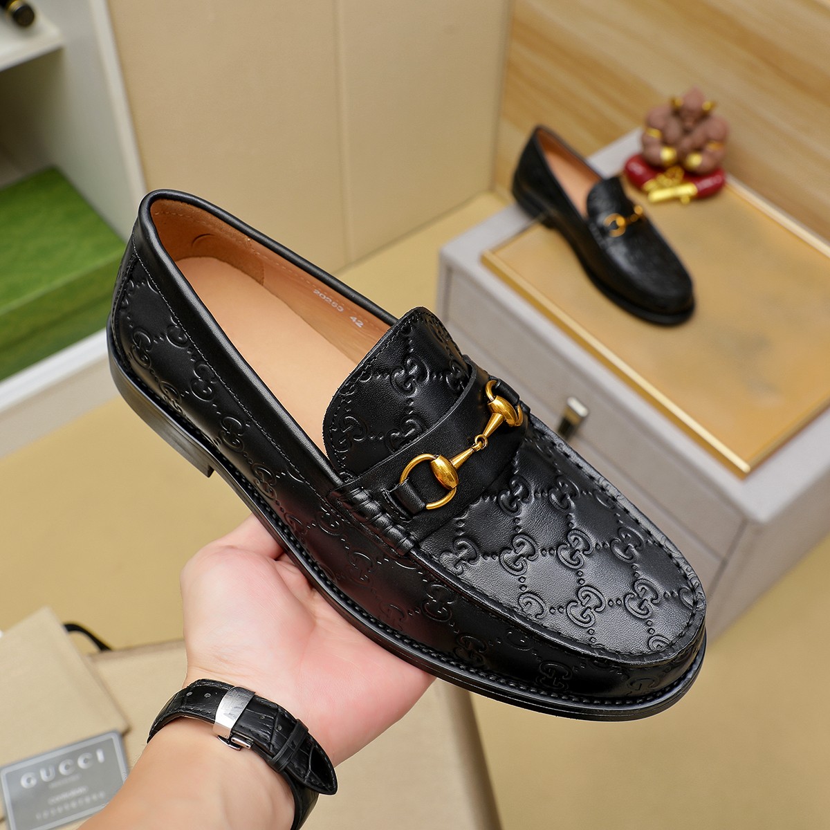 Gucci shoes