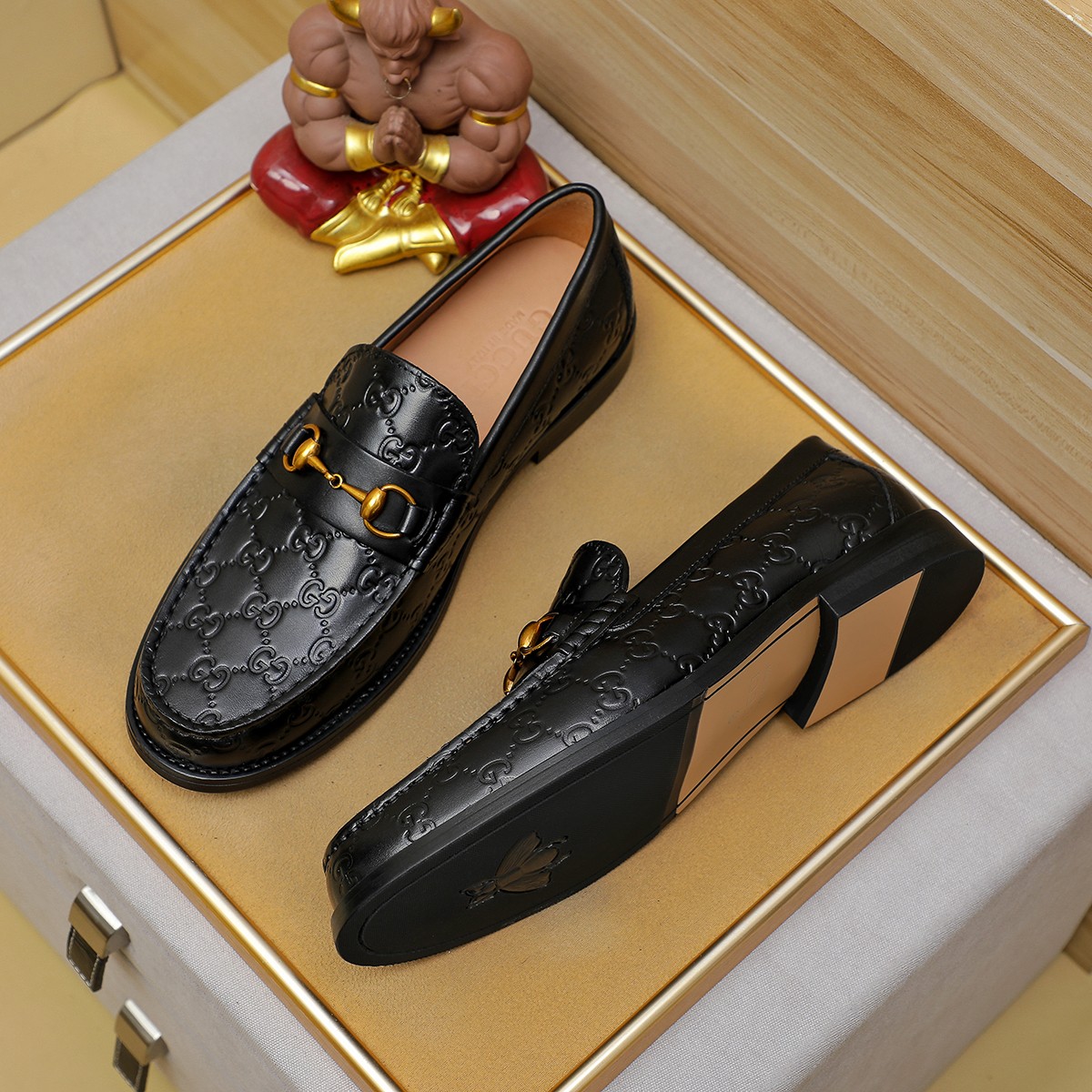Gucci shoes