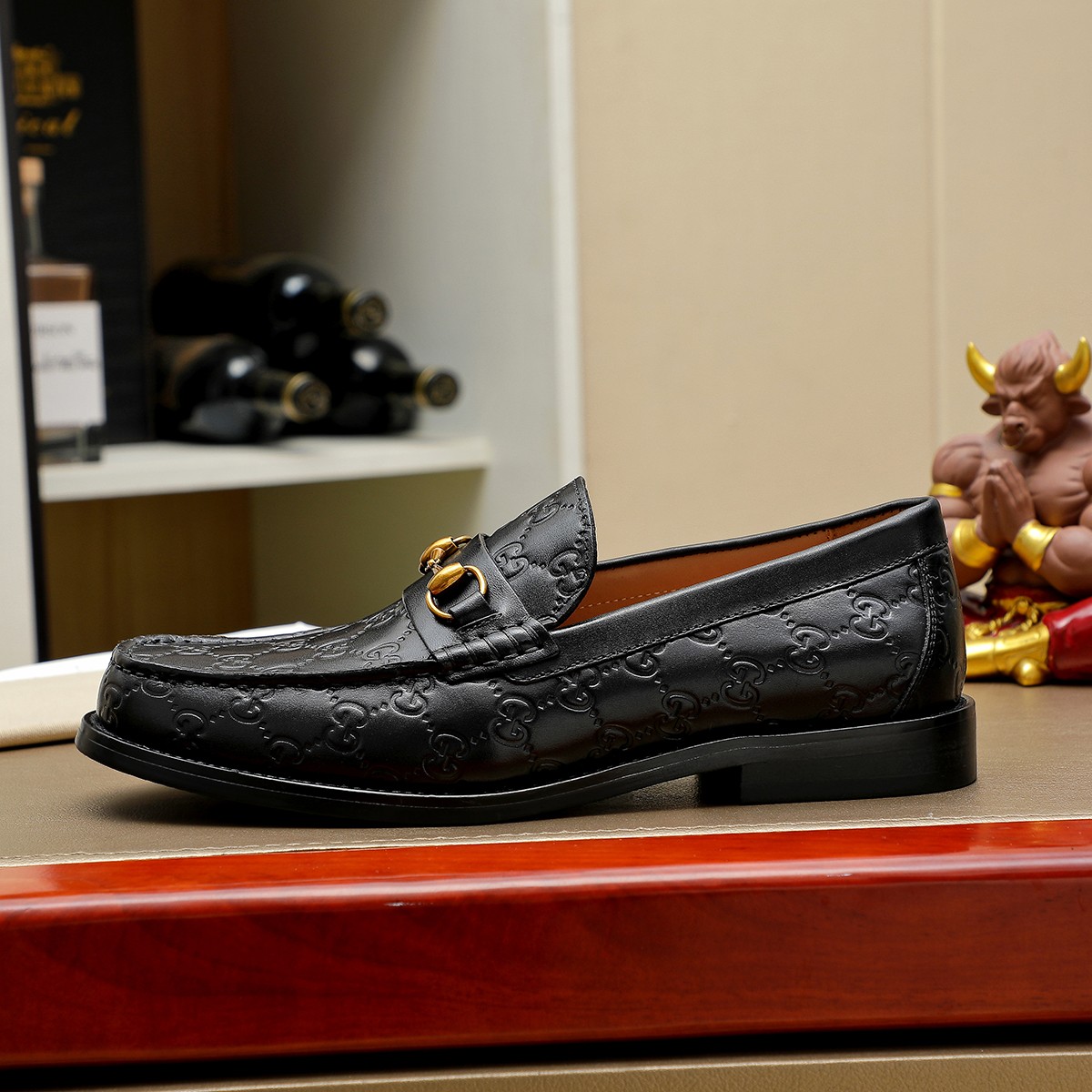 Gucci shoes