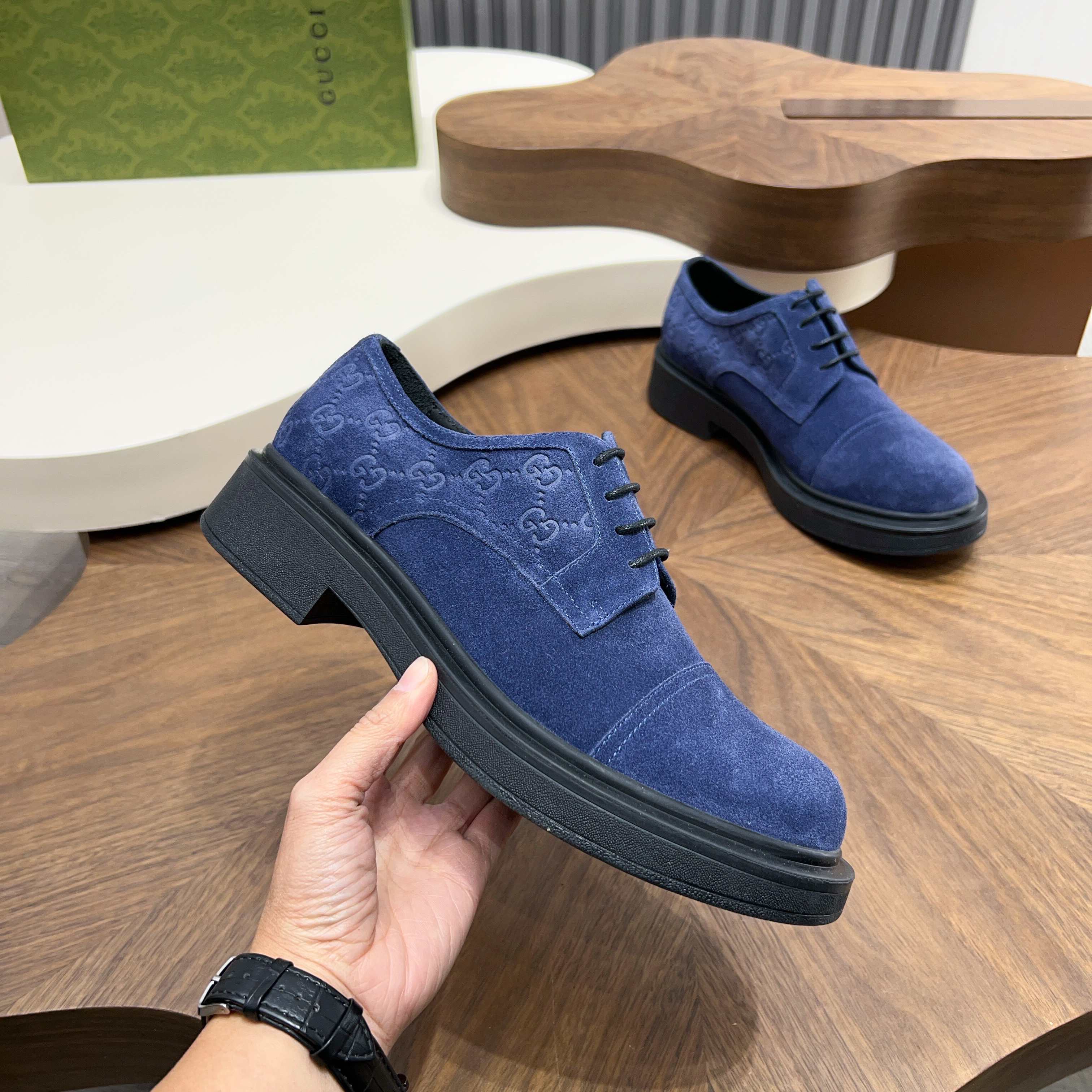 Gucci shoes