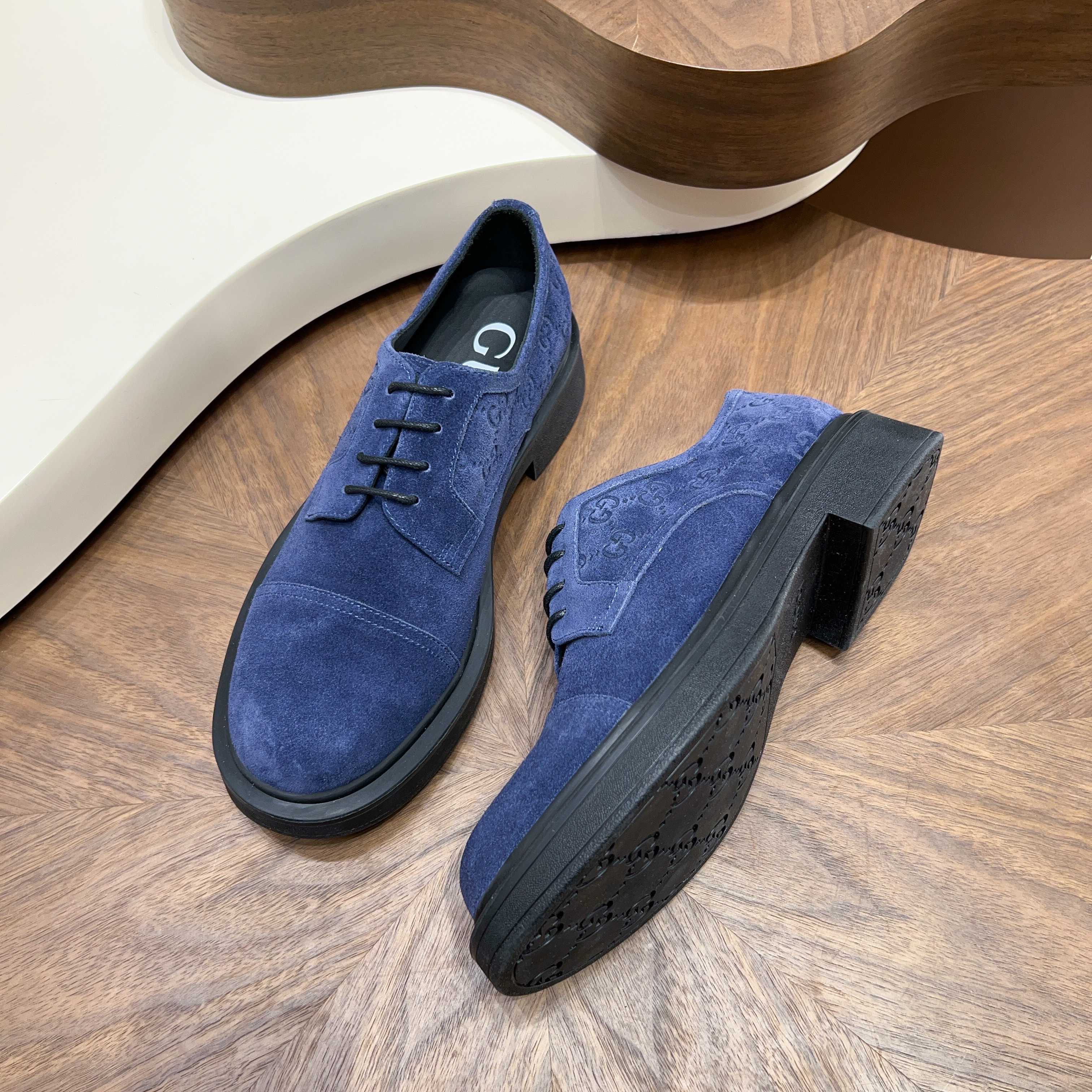 Gucci shoes