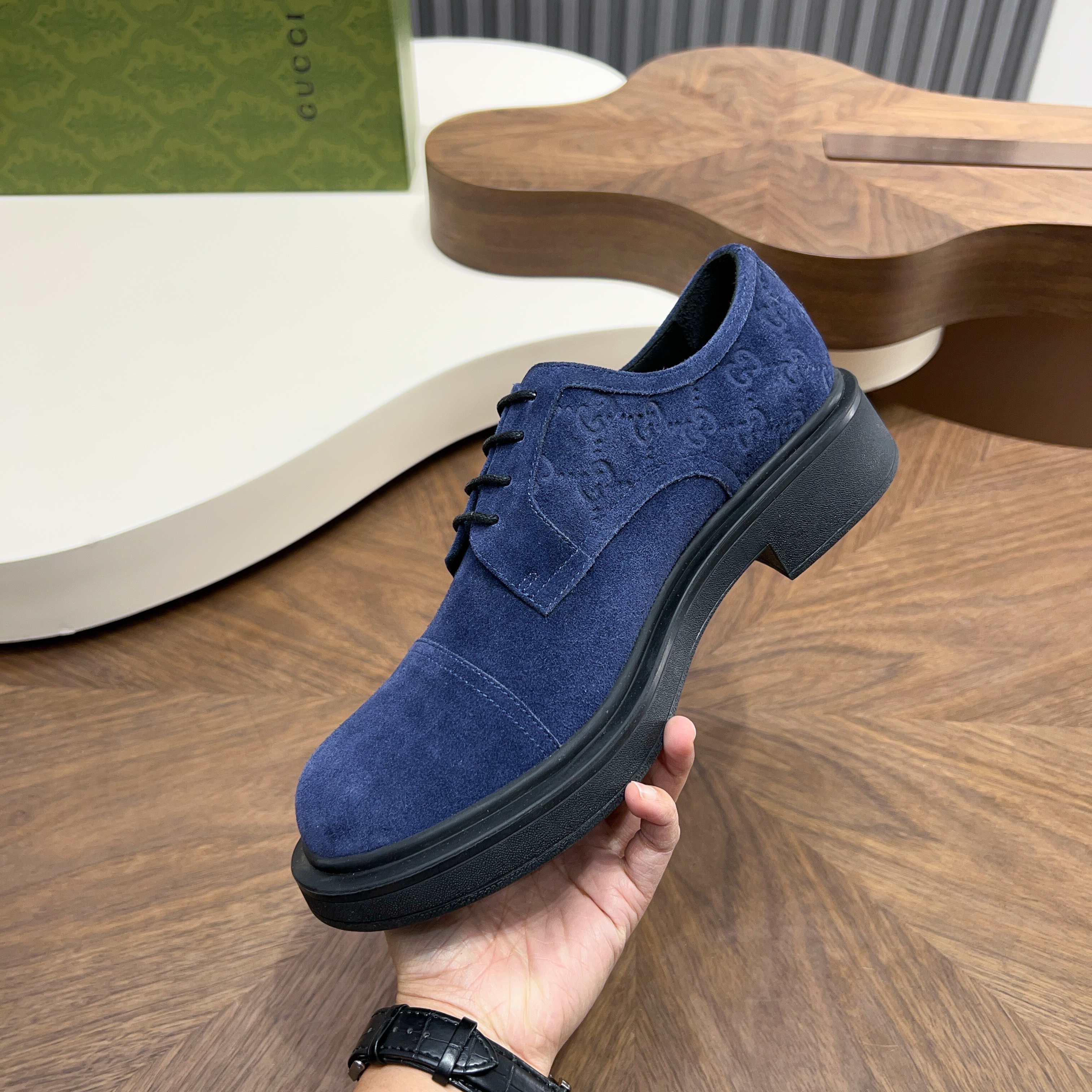 Gucci shoes