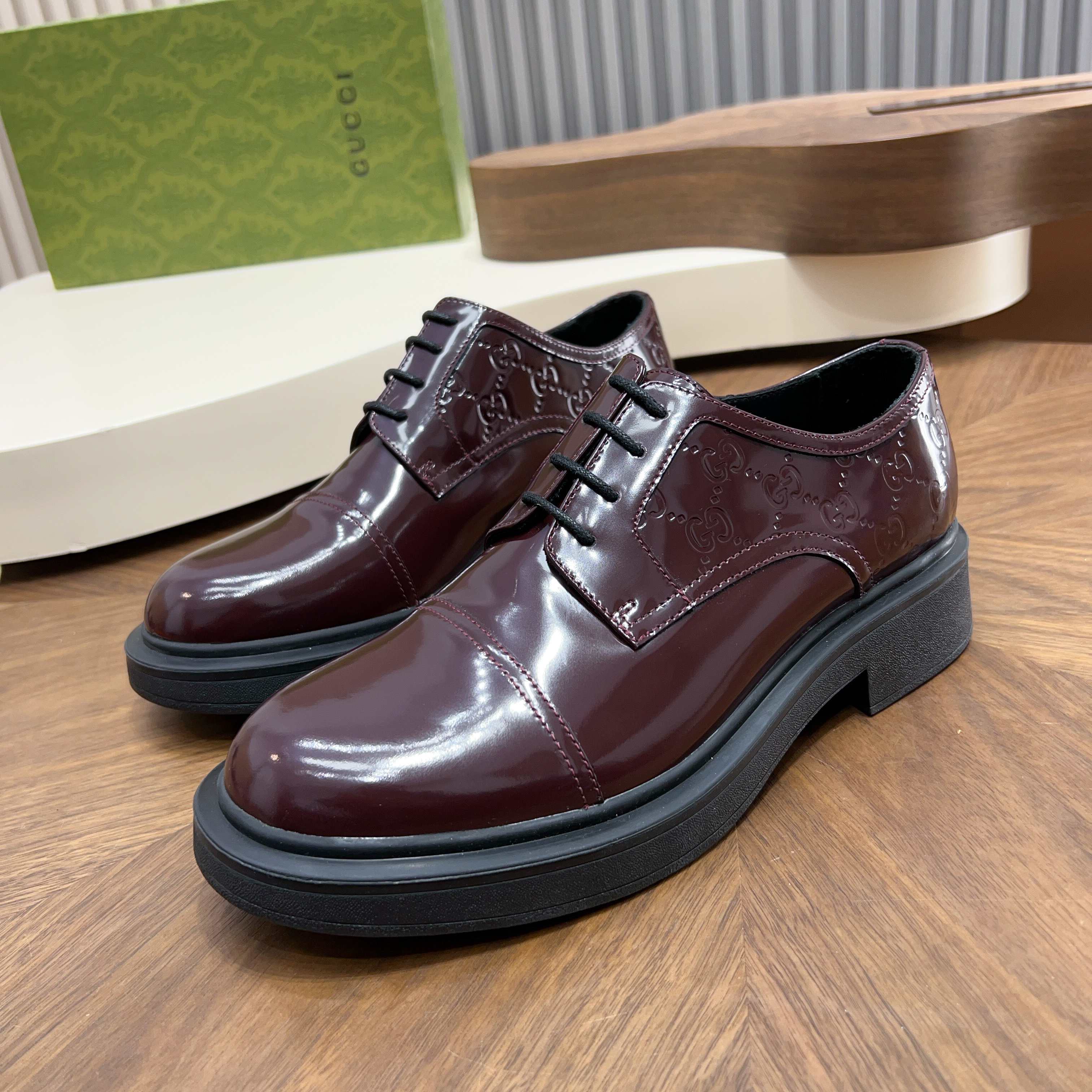 Gucci shoes