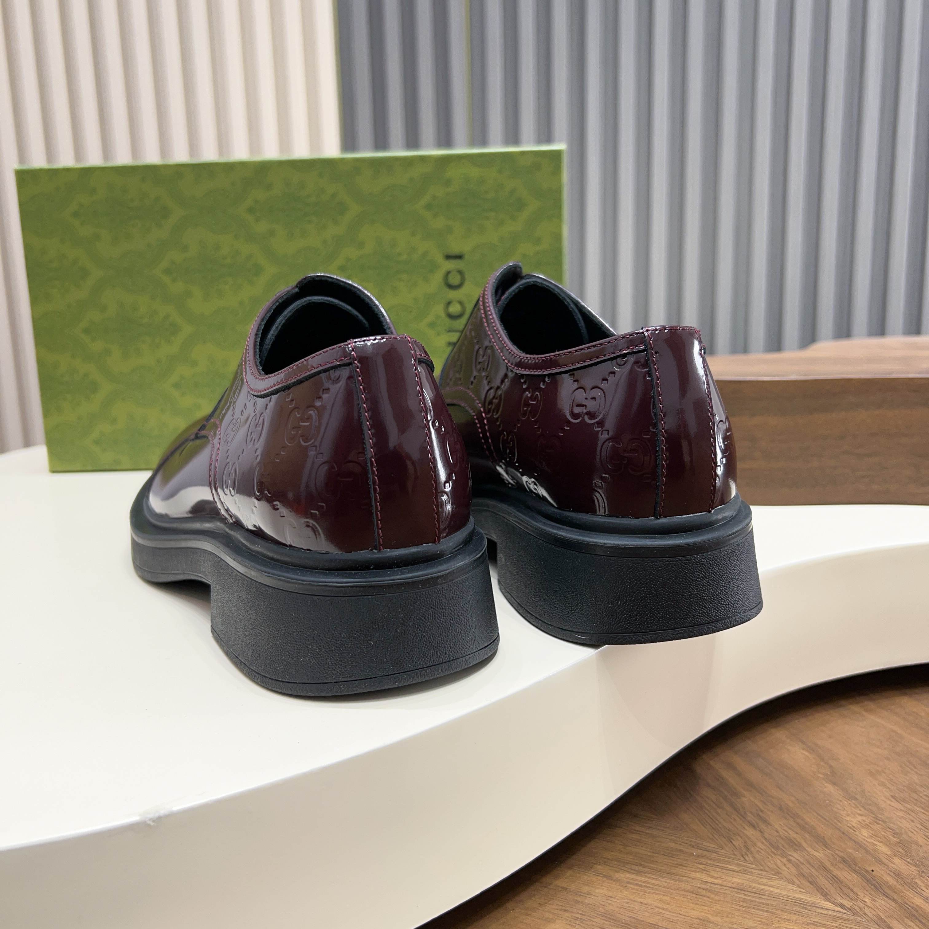 Gucci shoes