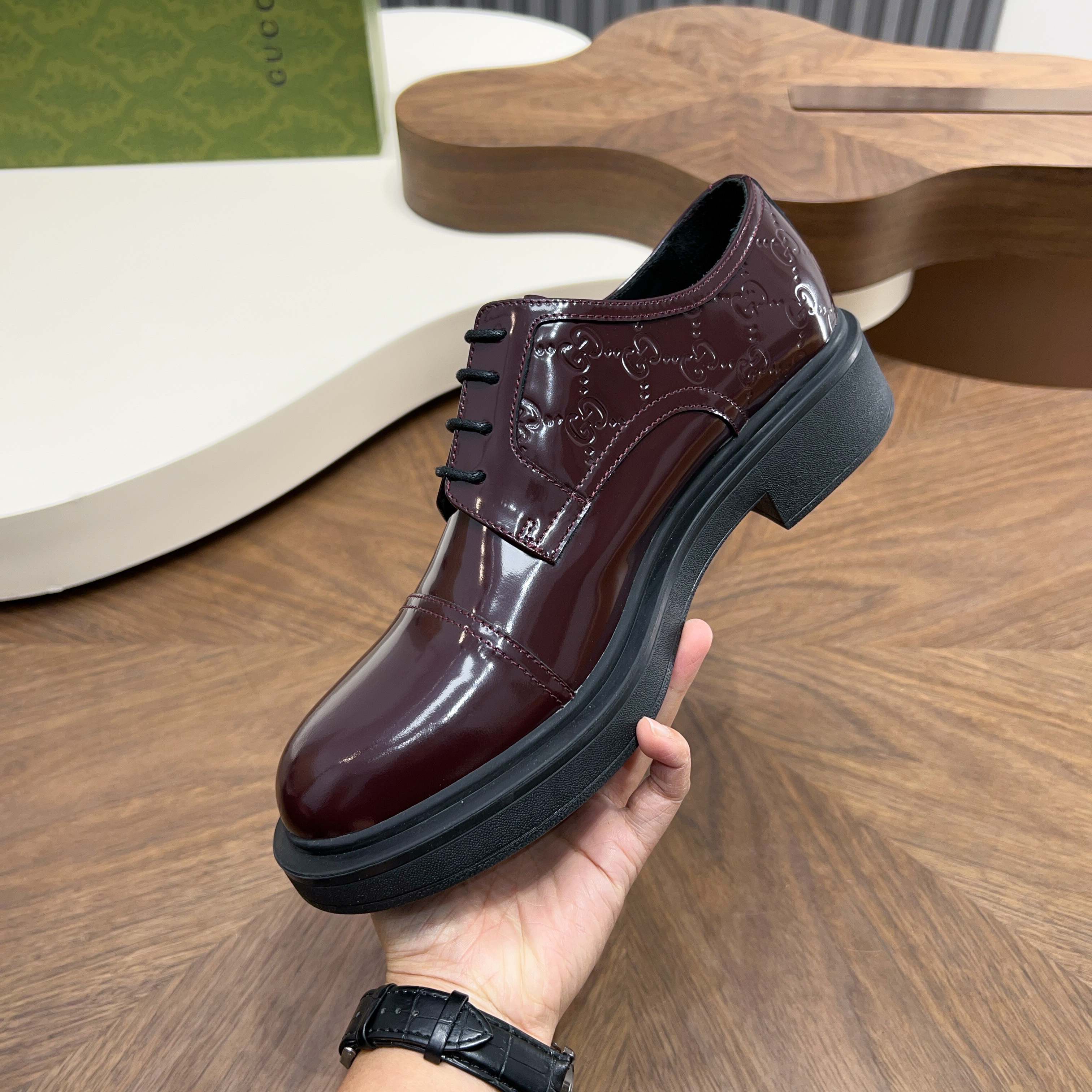 Gucci shoes