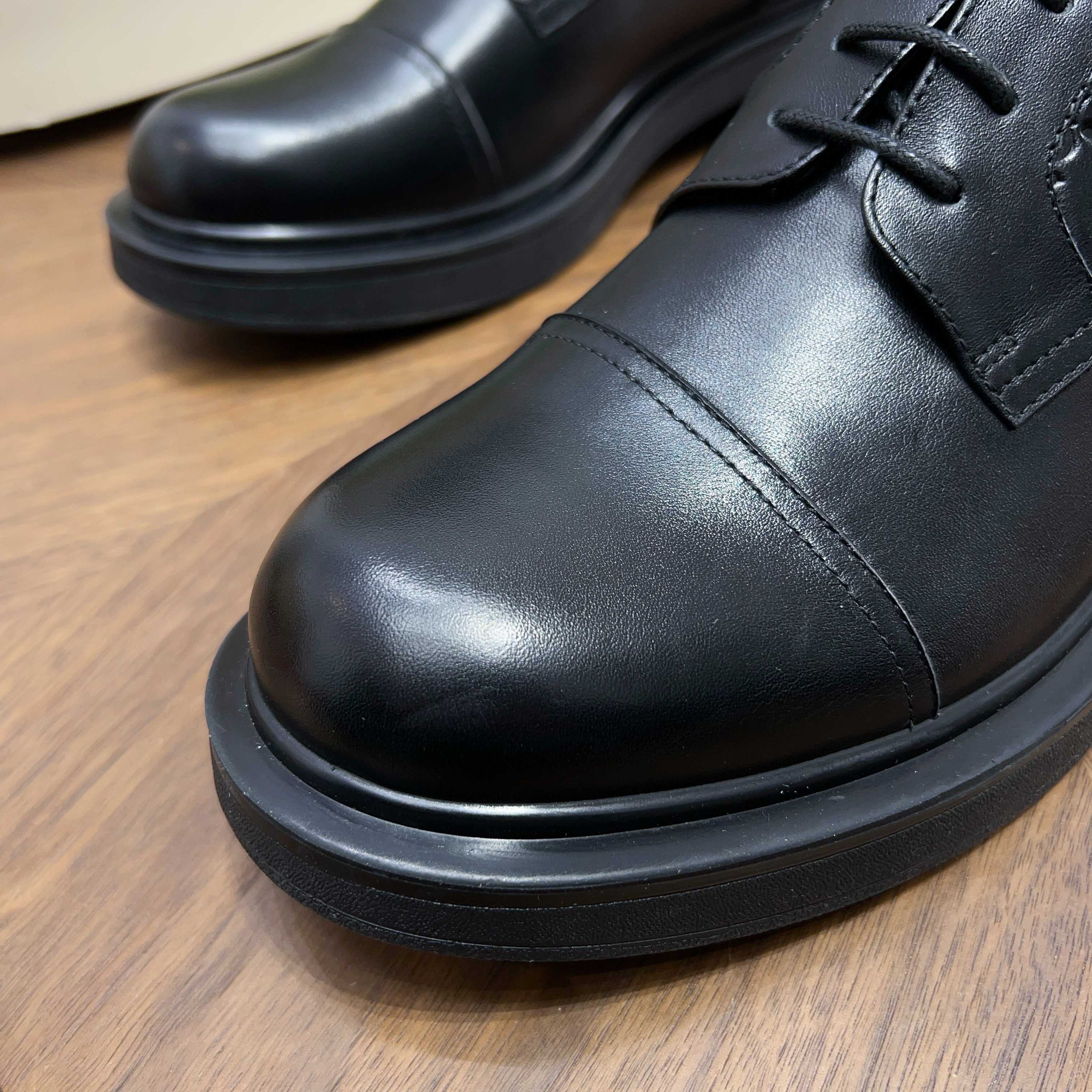 Gucci shoes
