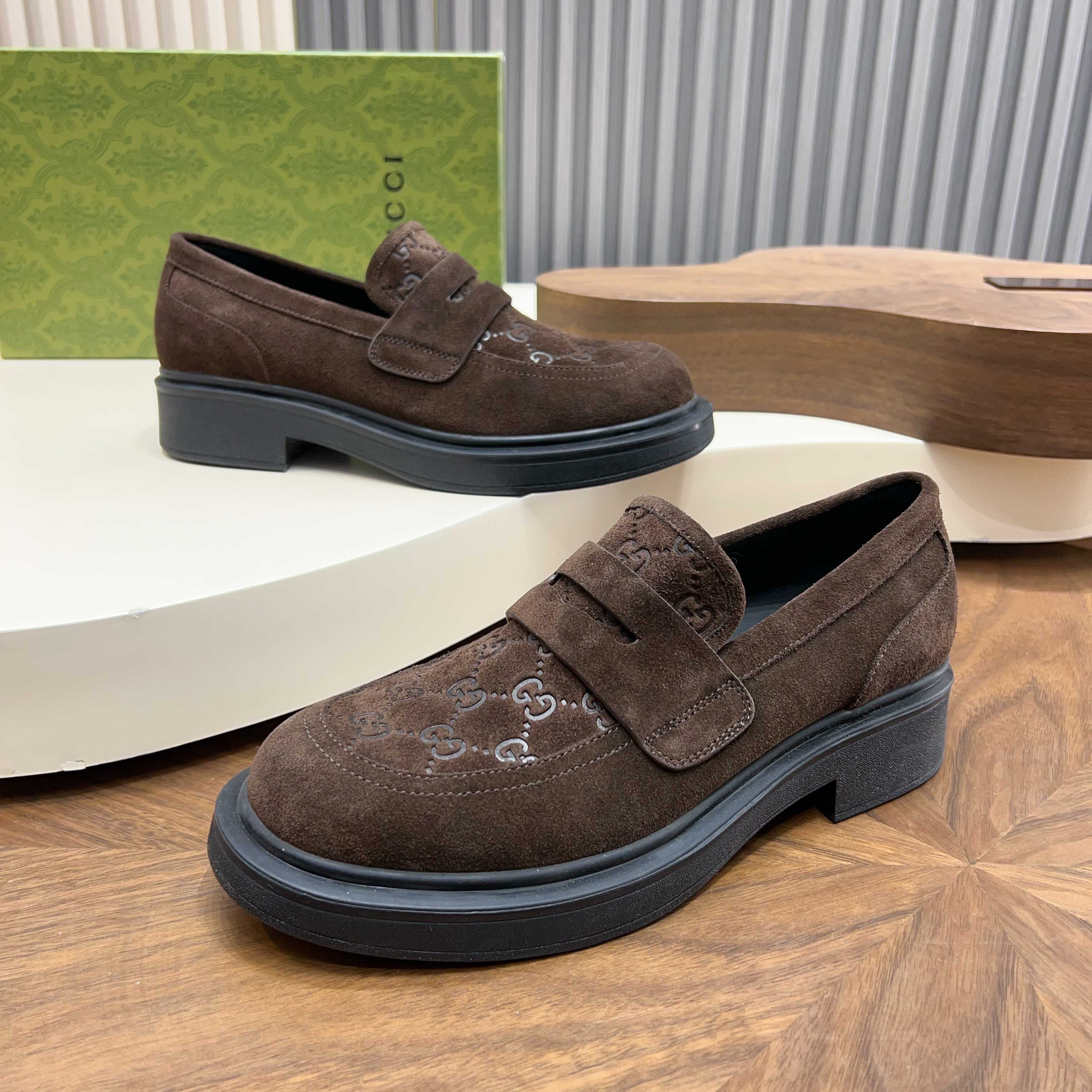 Gucci shoes