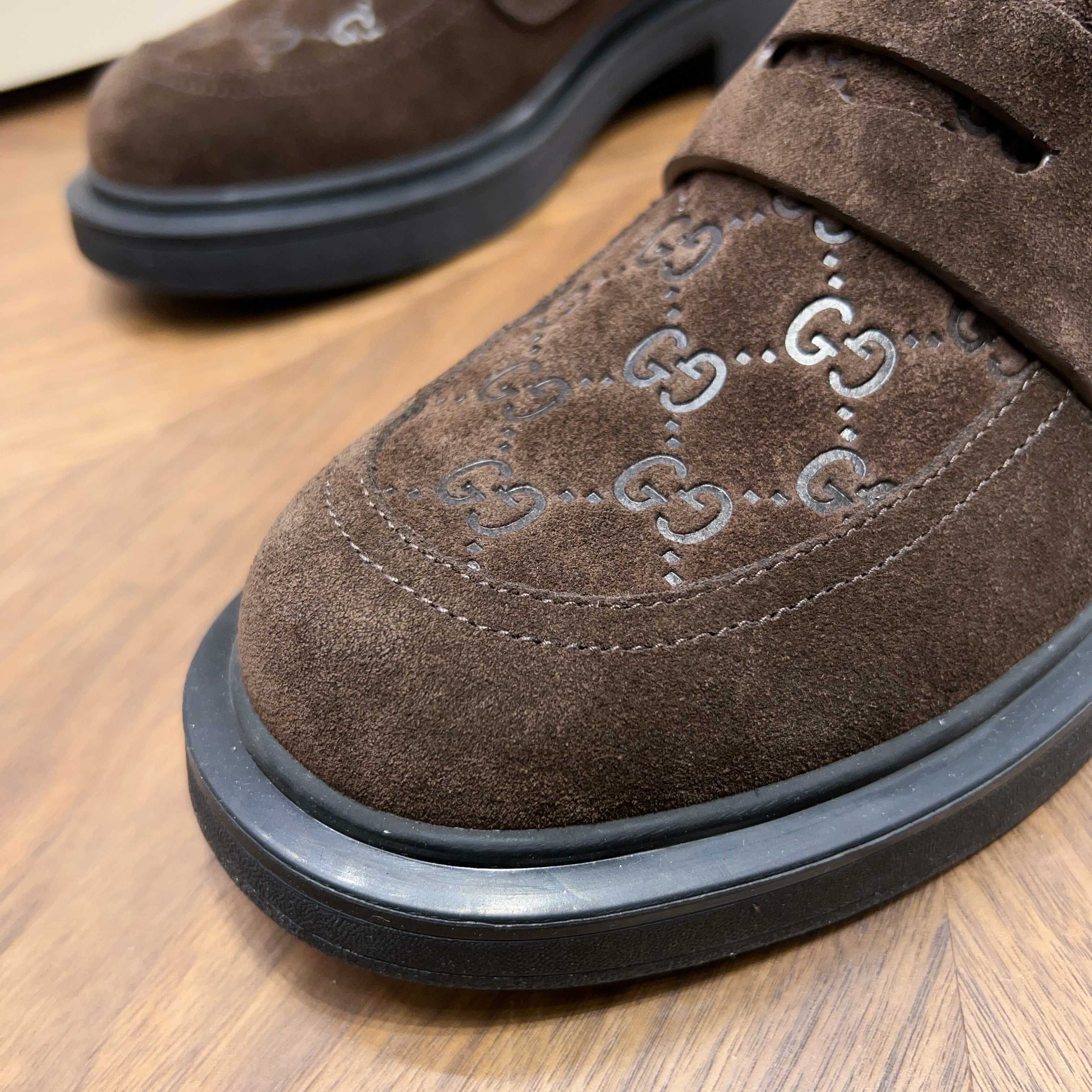 Gucci shoes