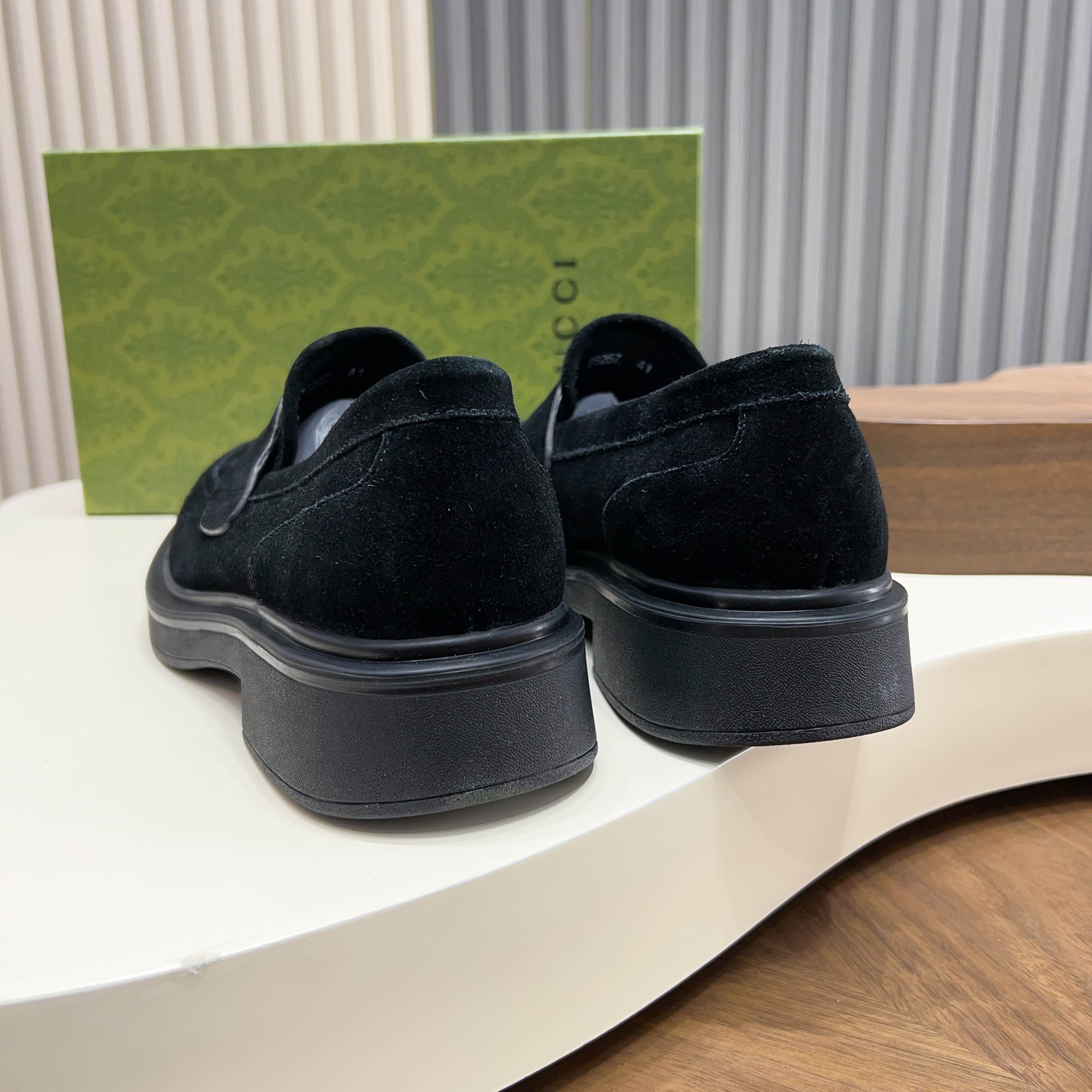 Gucci shoes