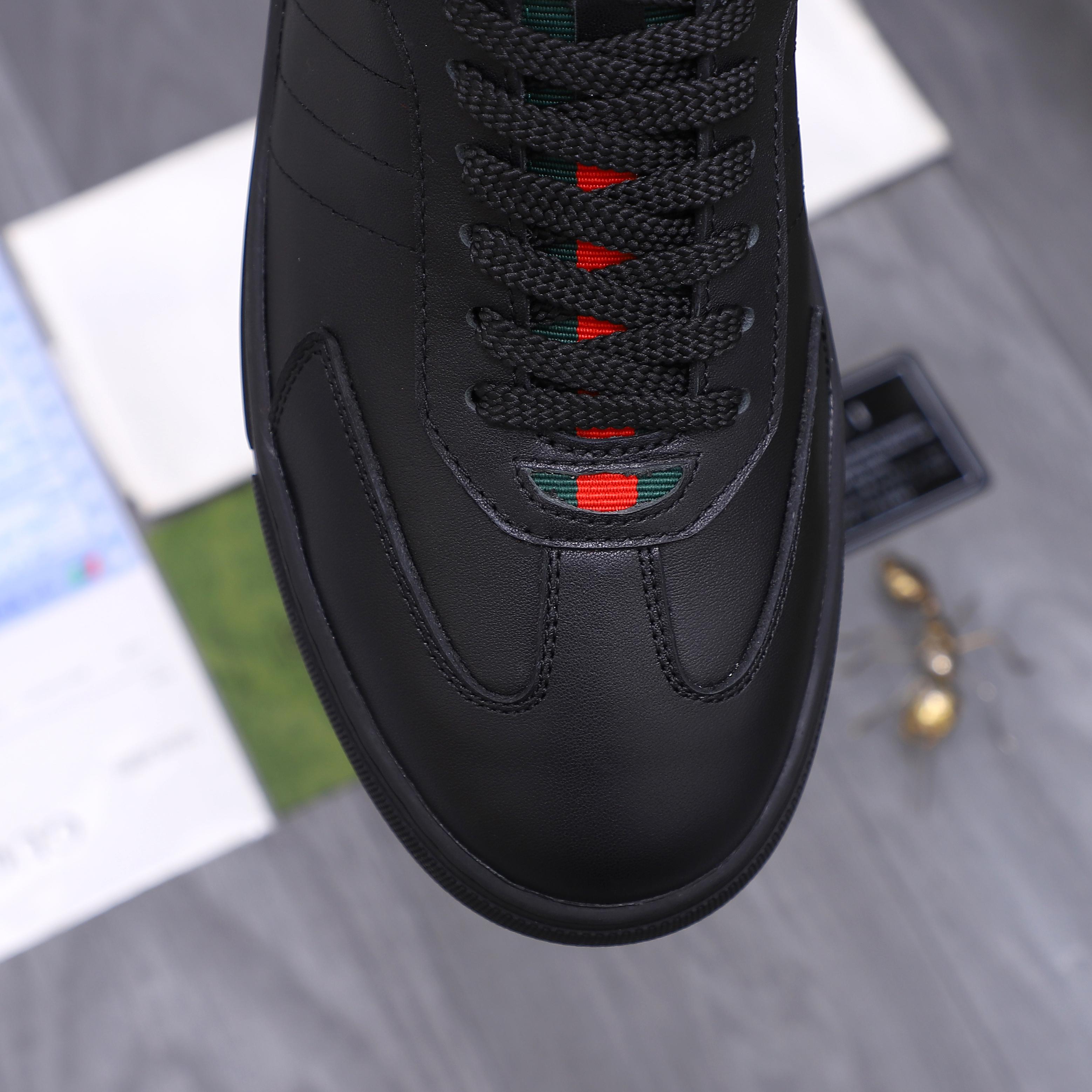 Gucci shoes