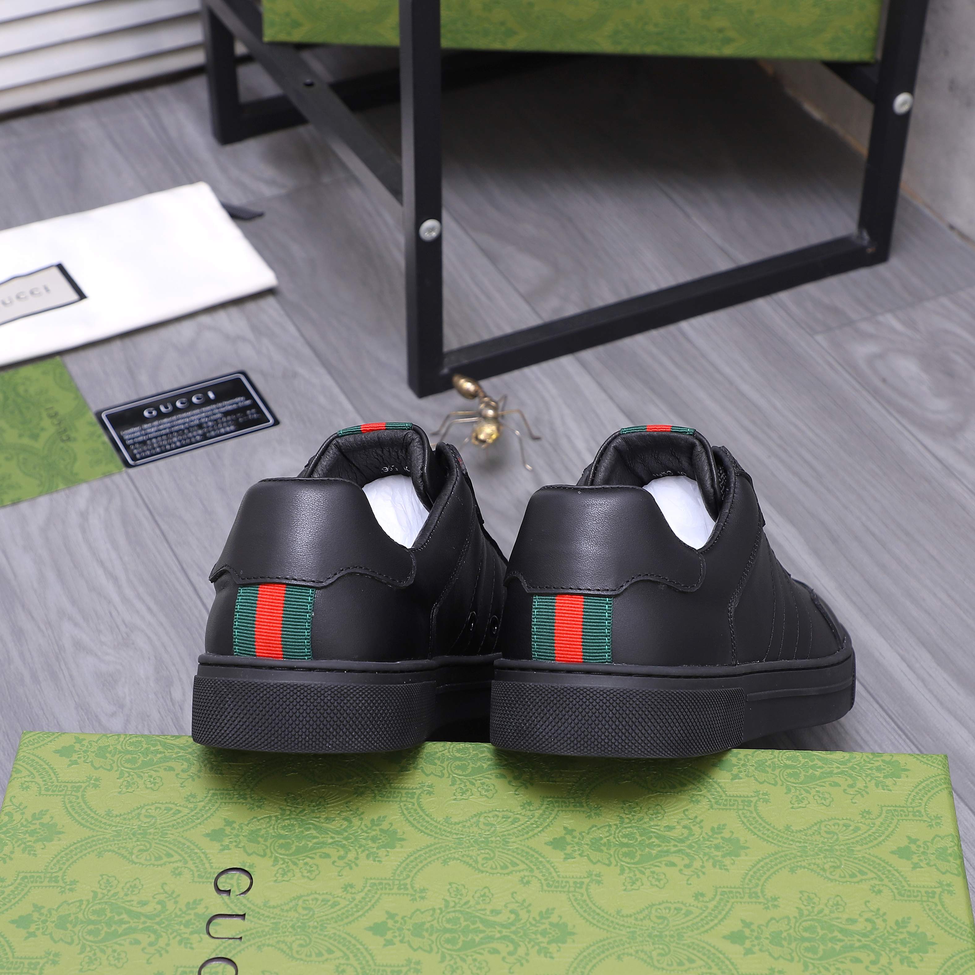 Gucci shoes