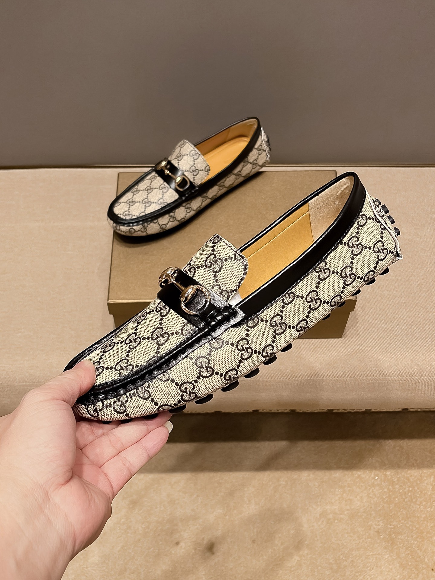 Gucci shoes